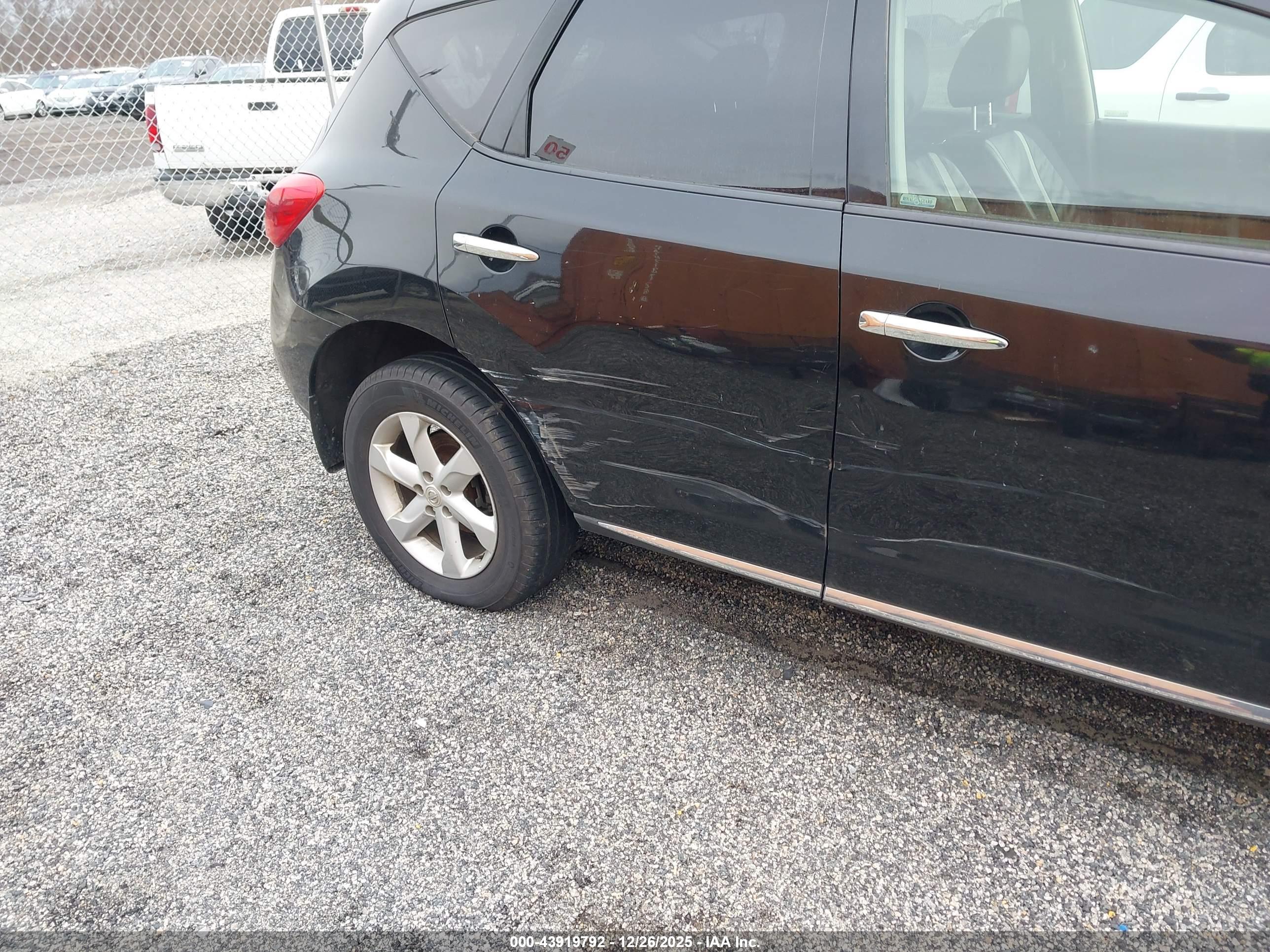 NISSAN MURANO image 6