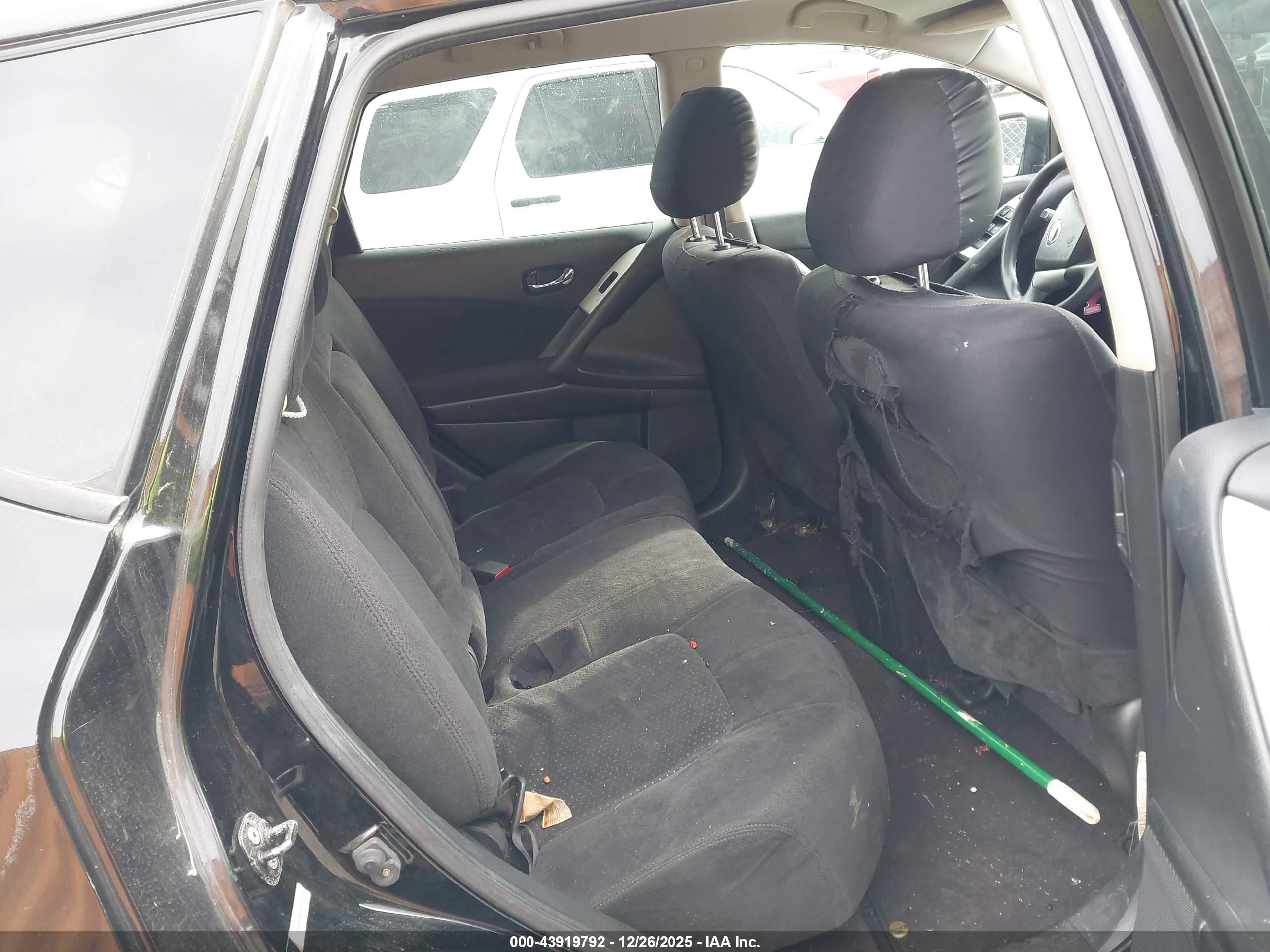 NISSAN MURANO image 8