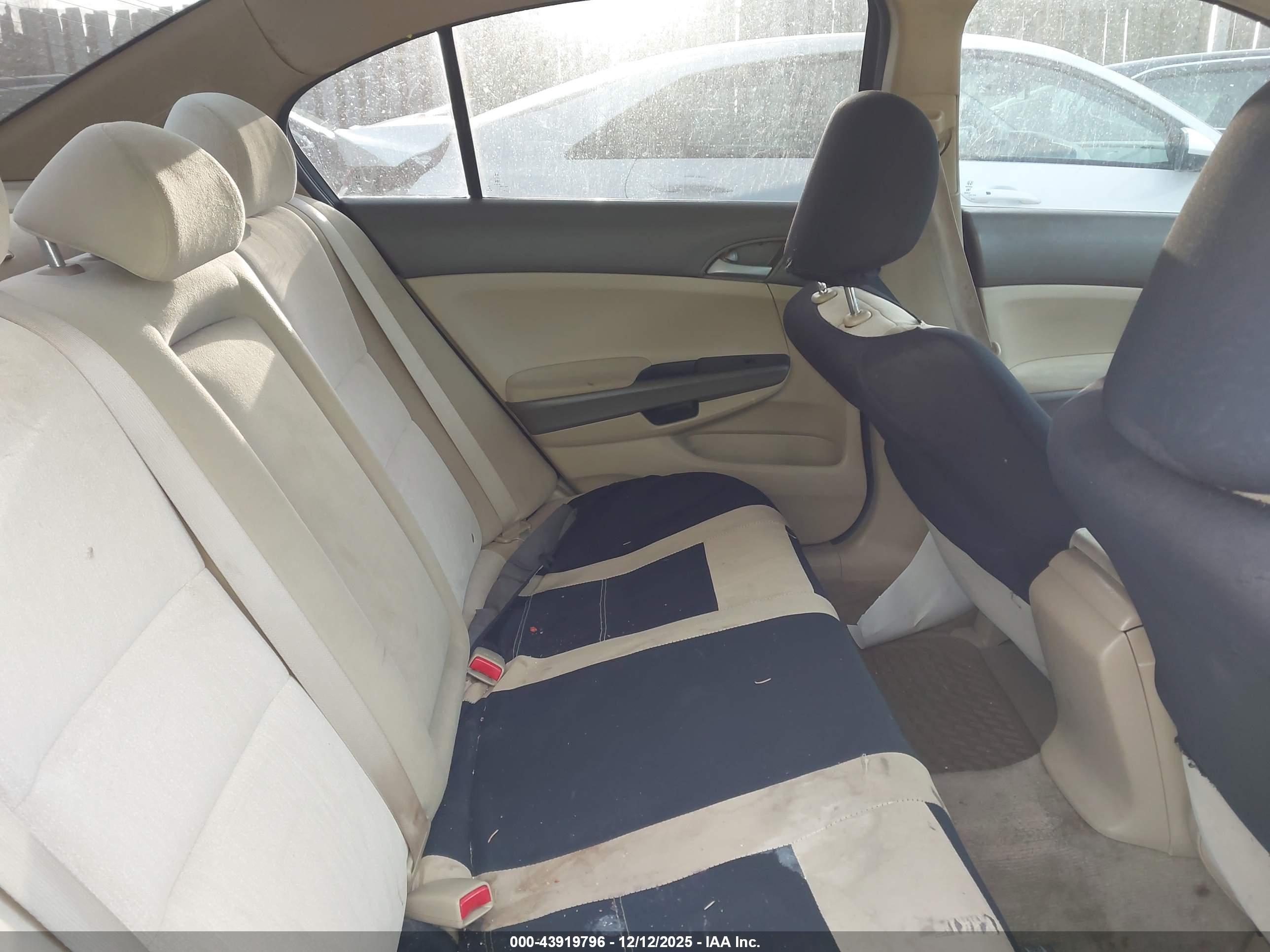 HONDA ACCORD image 8