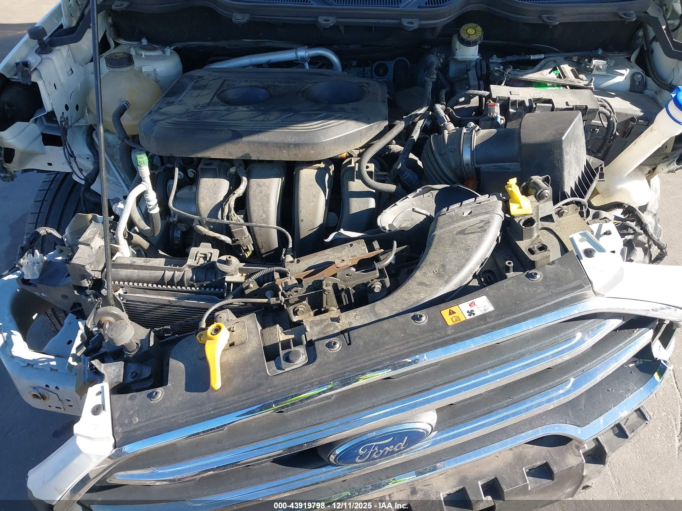 FORD ECOSPORT image 10