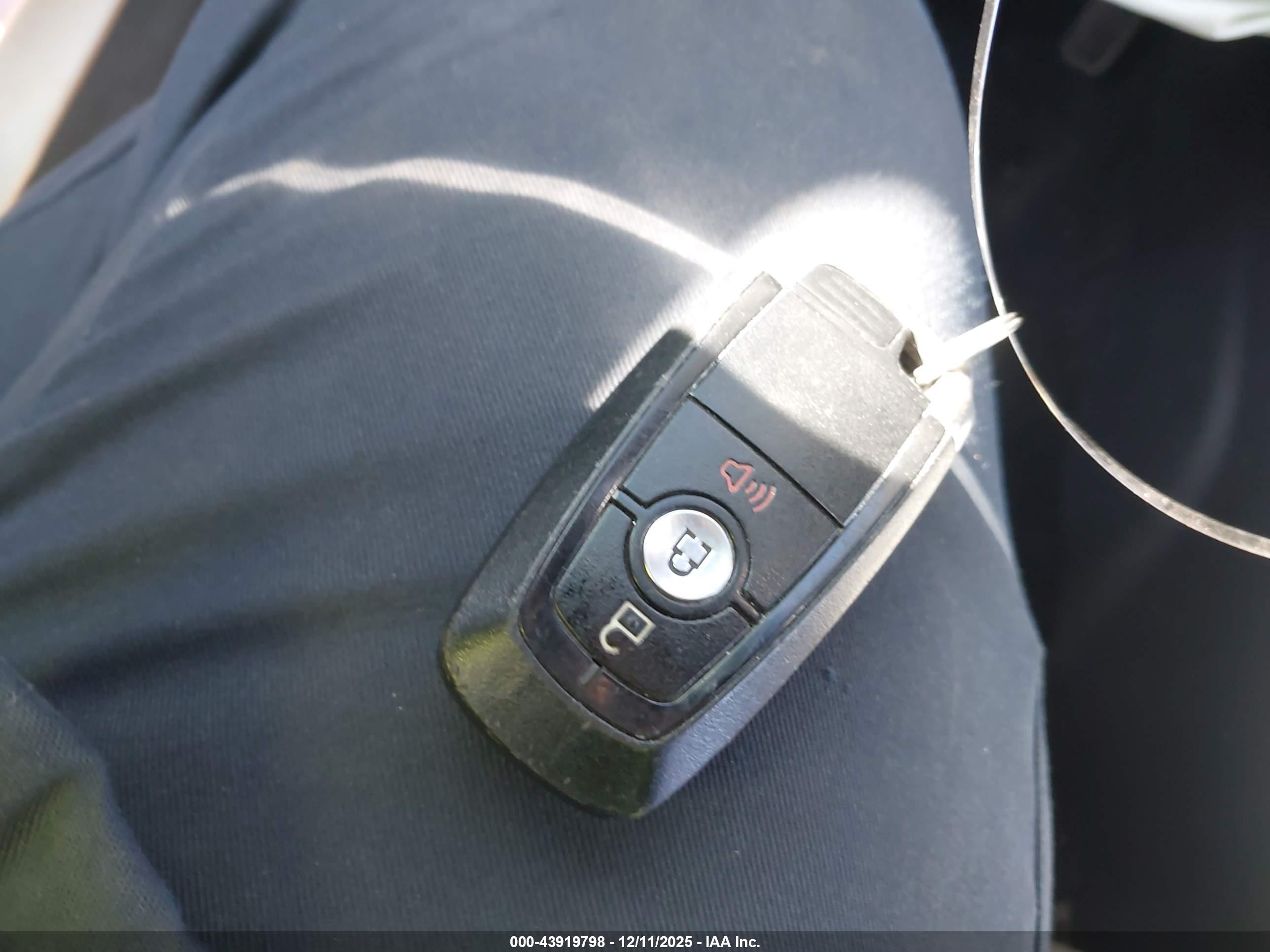 FORD ECOSPORT image 11