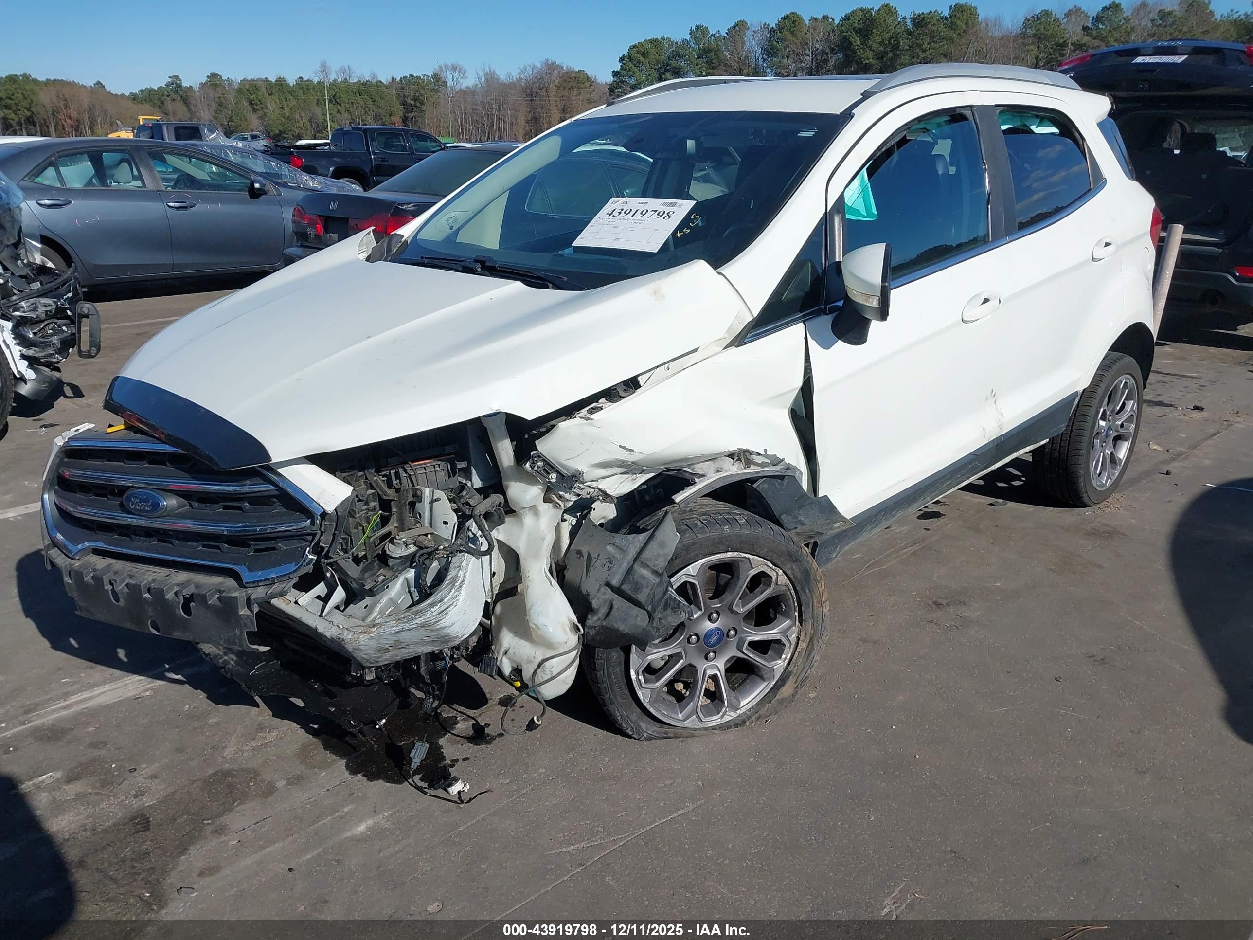 FORD ECOSPORT image 2