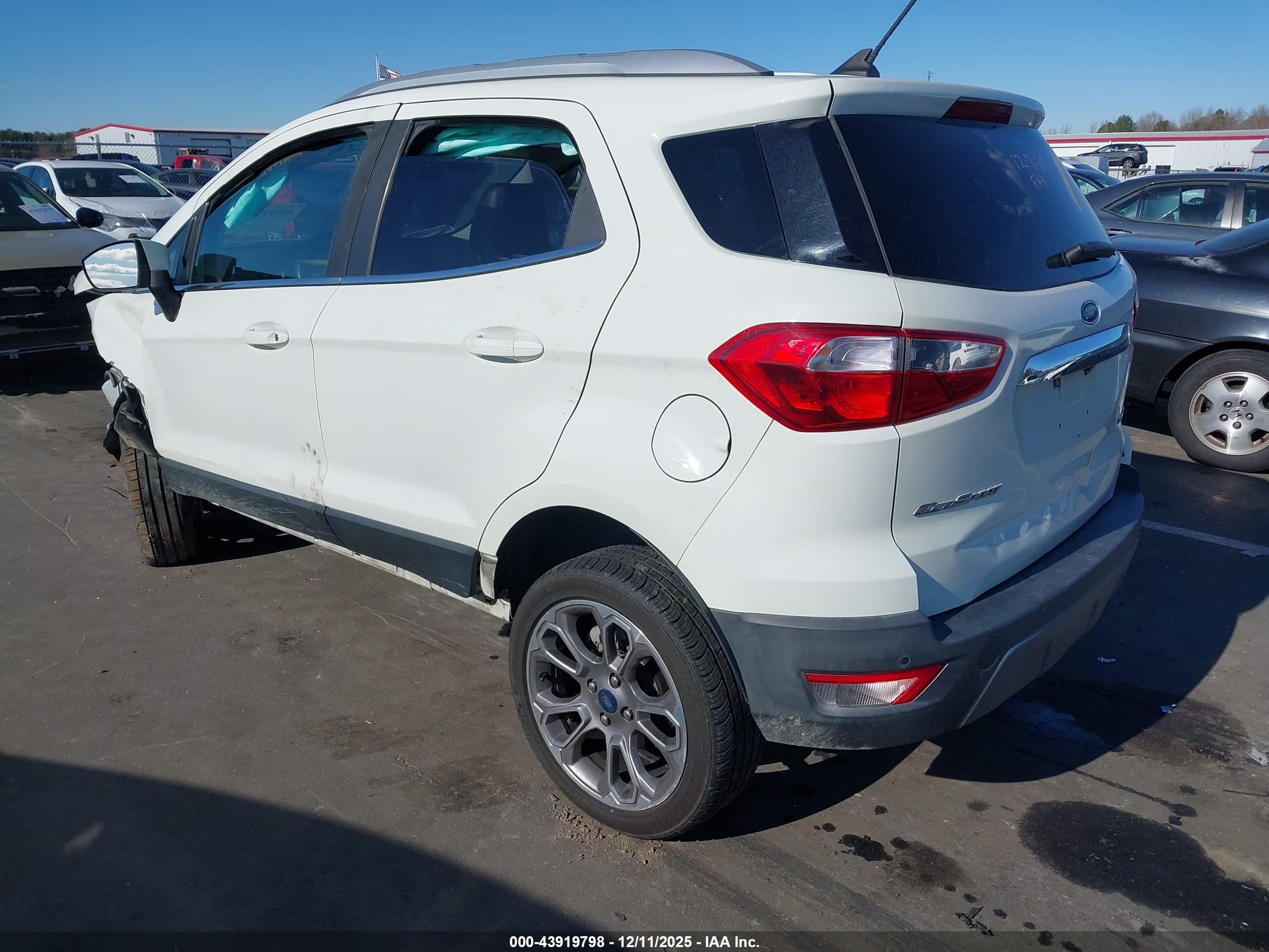 FORD ECOSPORT image 3