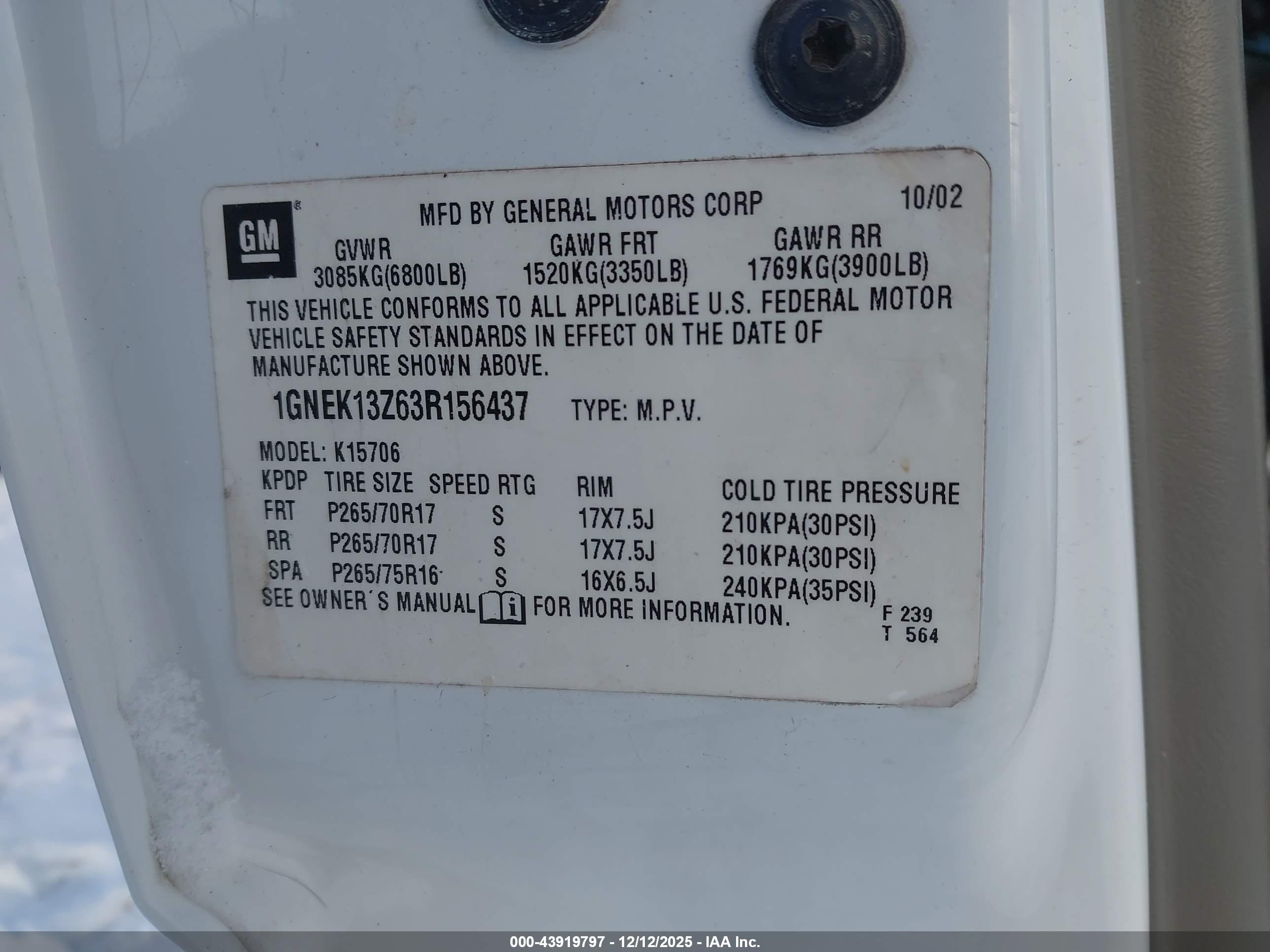 CHEVROLET TAHOE image 9
