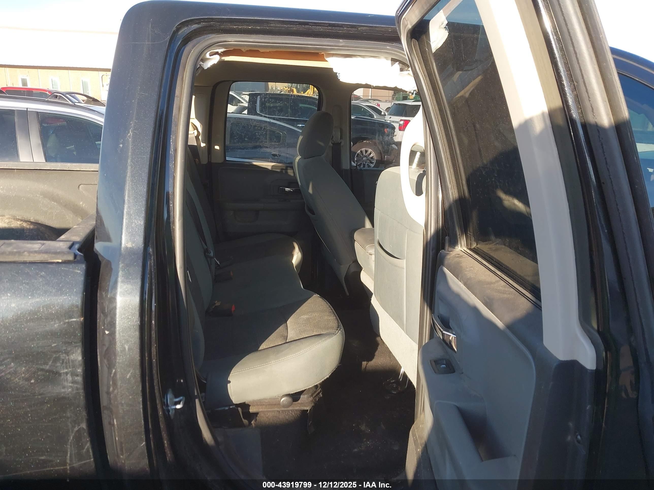 RAM 1500 image 8