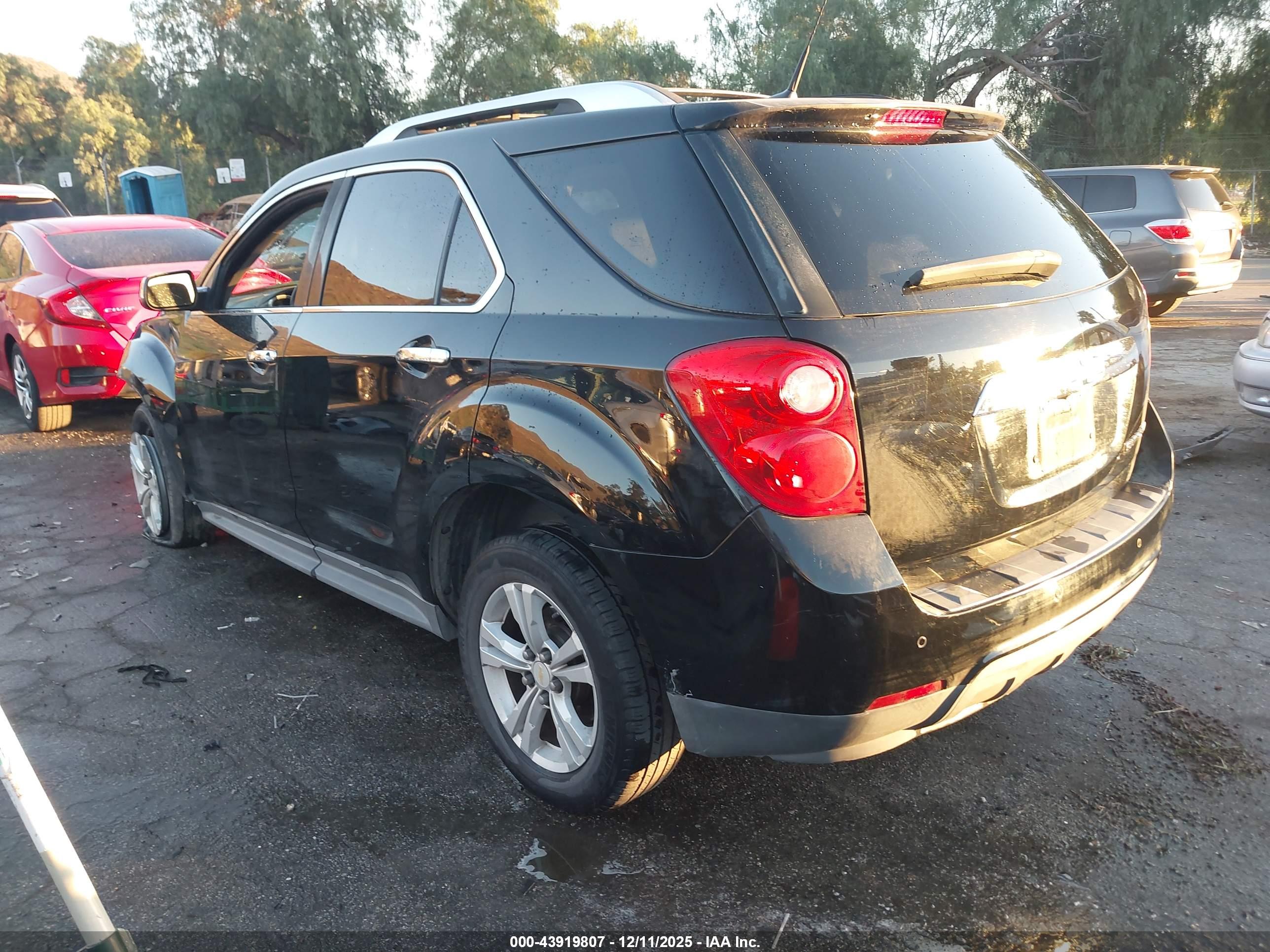 CHEVROLET EQUINOX image 3