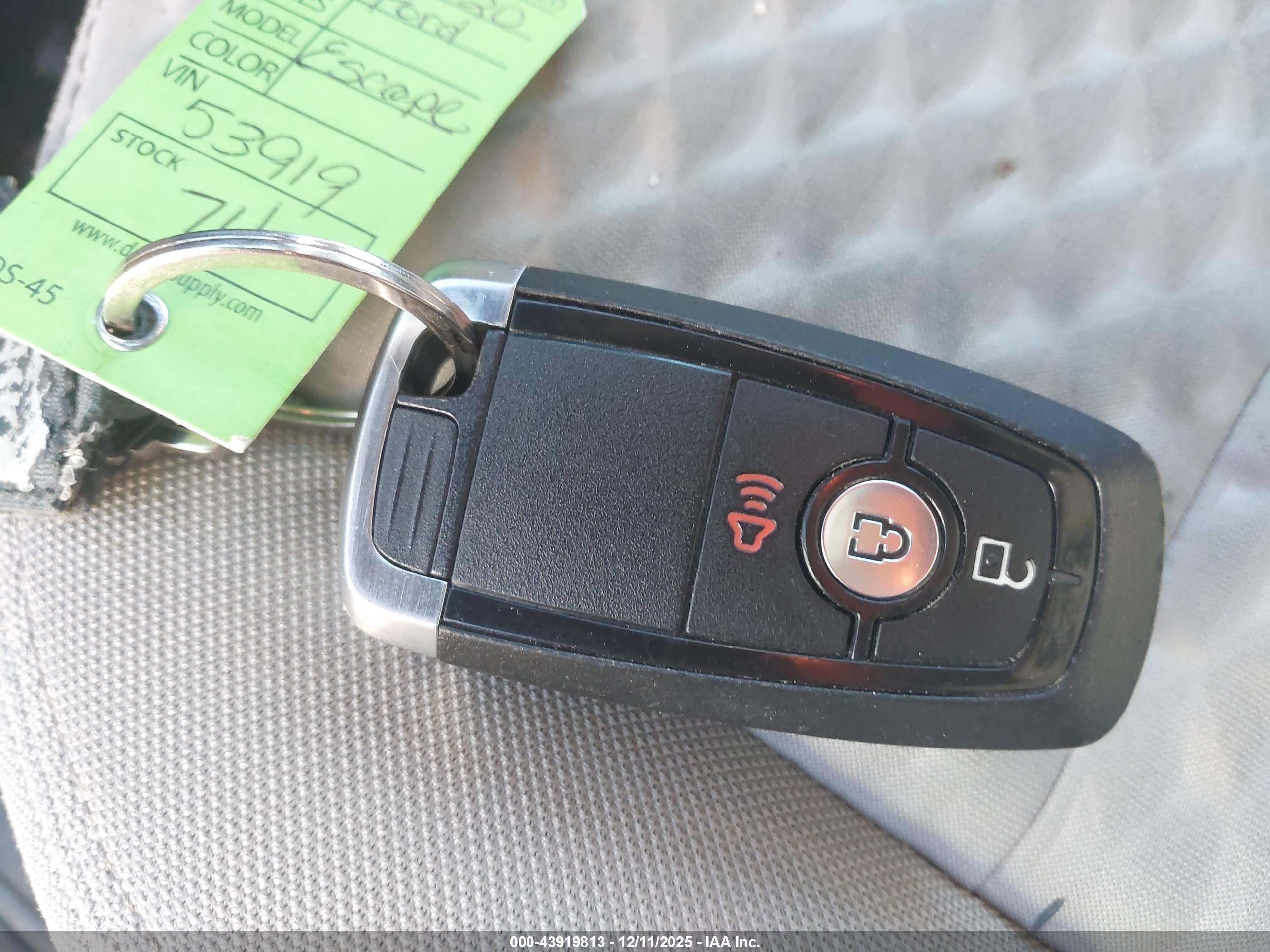 FORD ESCAPE image 11
