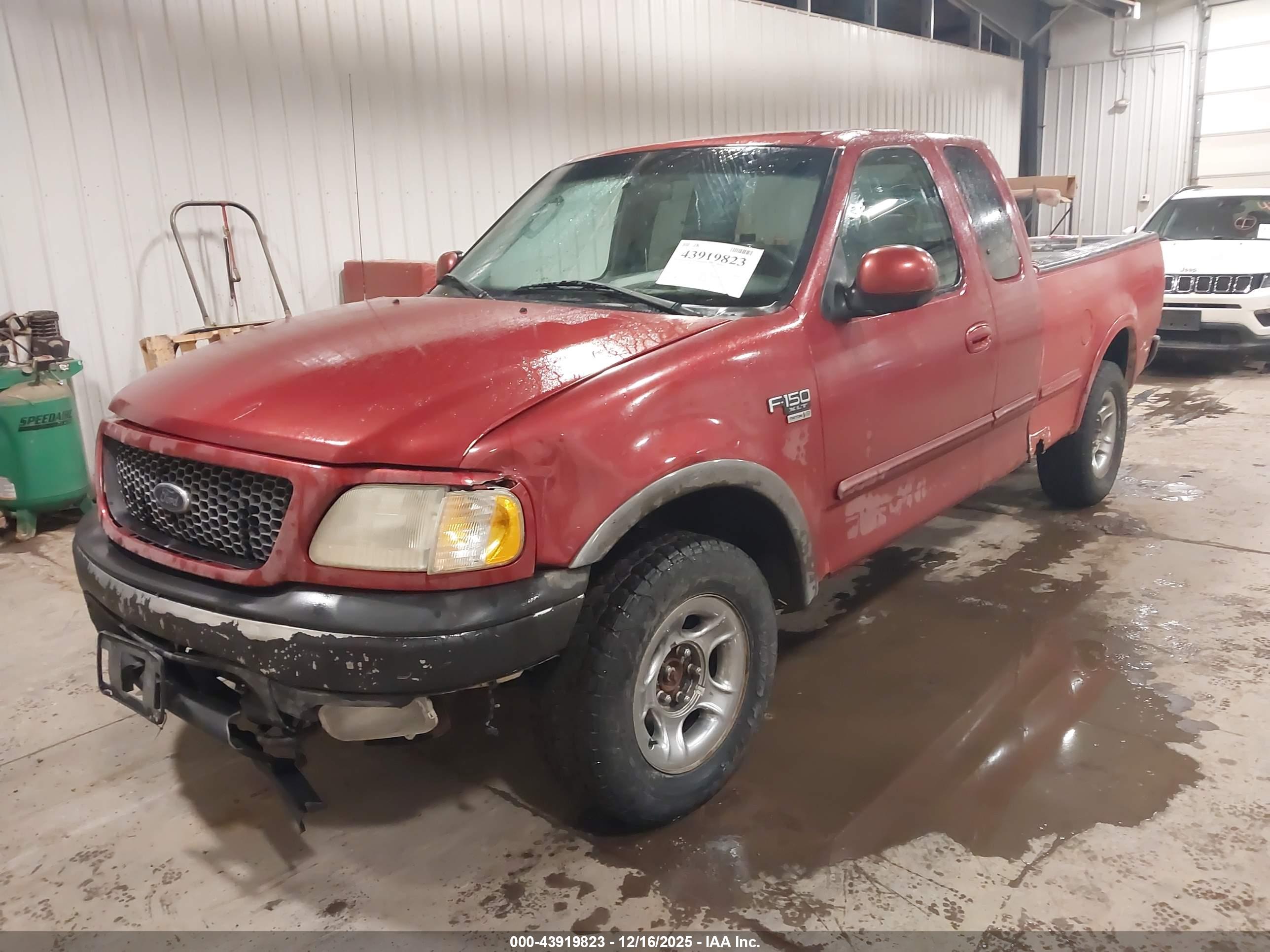 FORD F-150 image 2