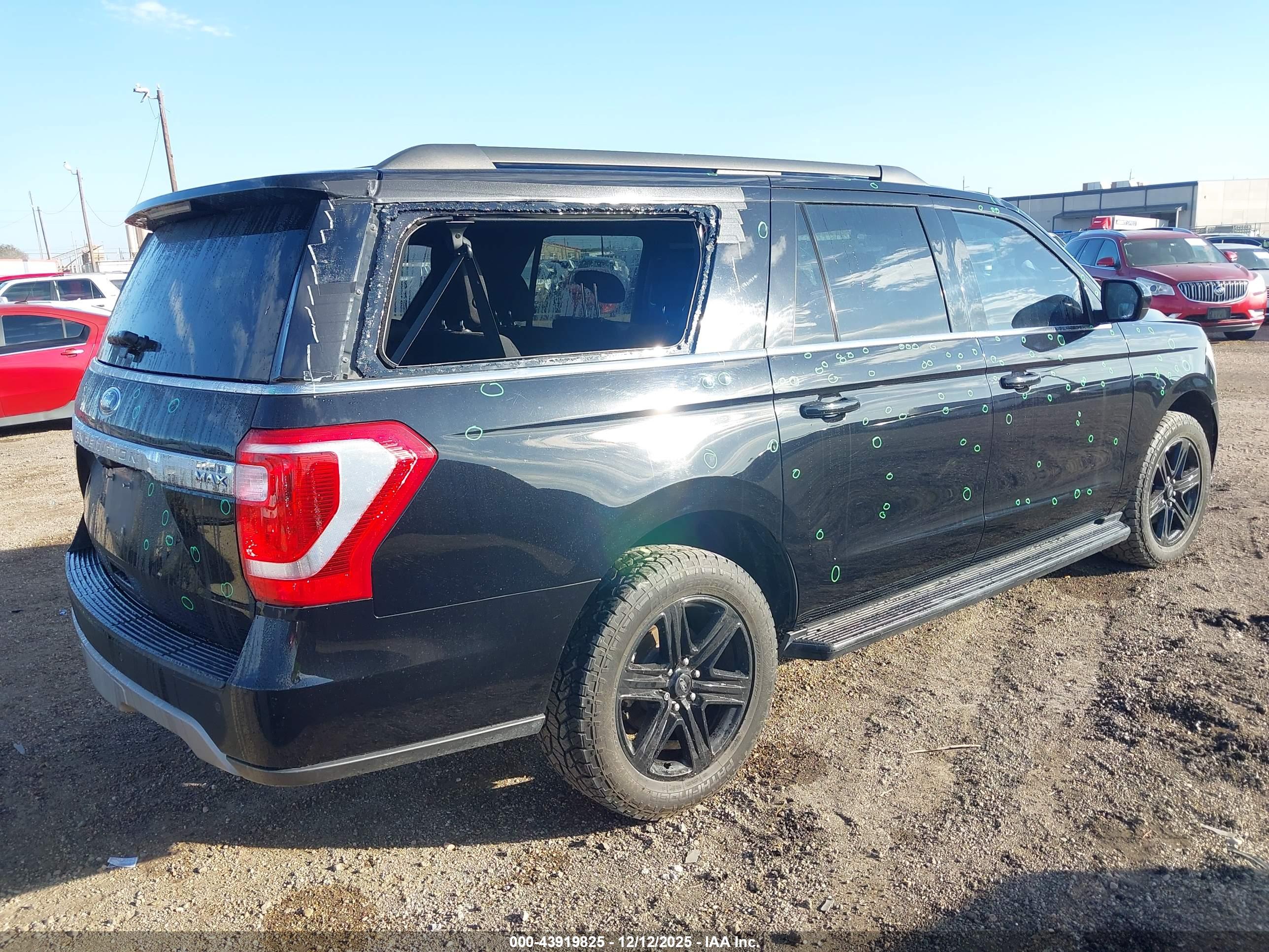 FORD EXPEDITION image 4