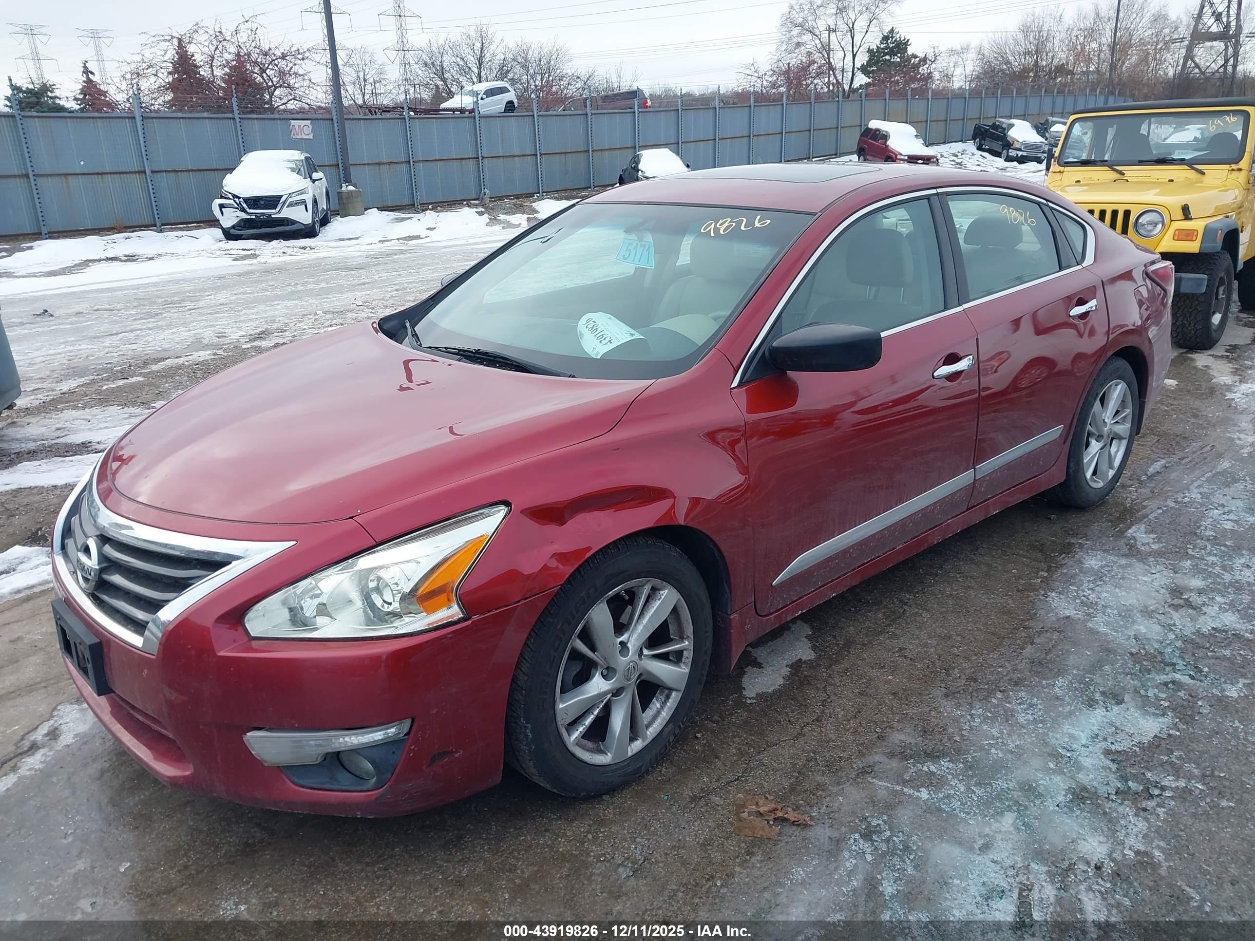 NISSAN ALTIMA image 2
