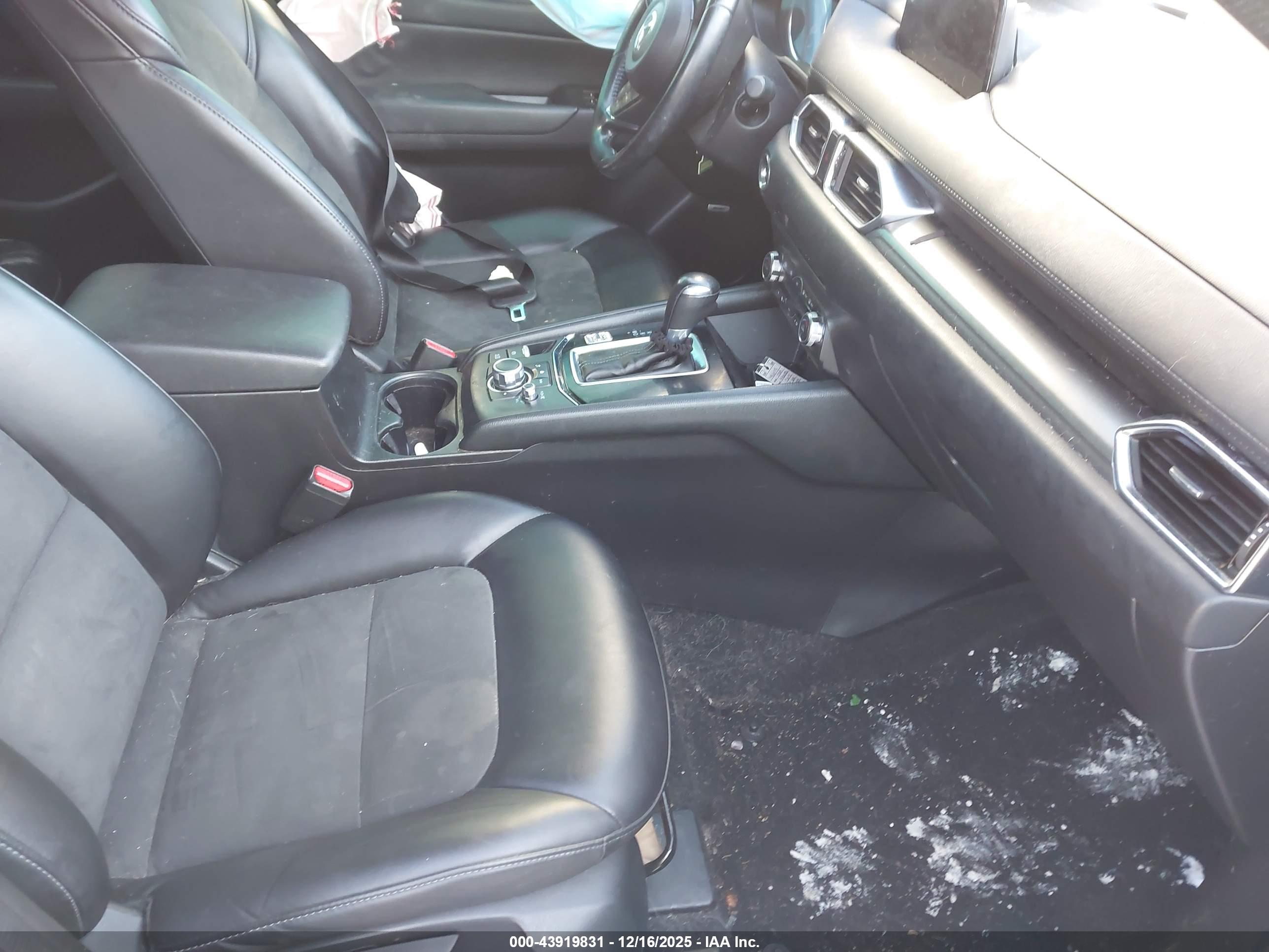MAZDA CX-5 image 5