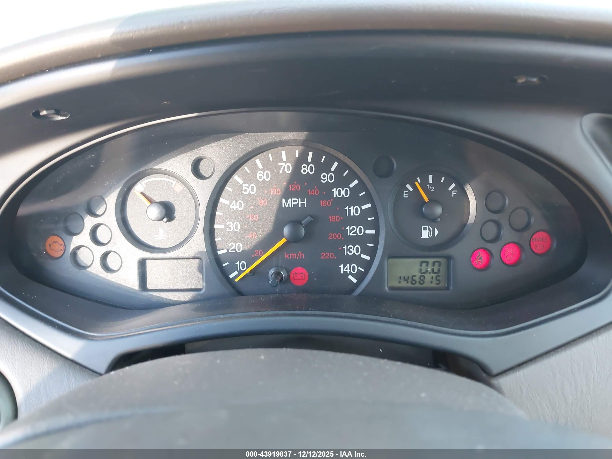 FORD FOCUS image 7