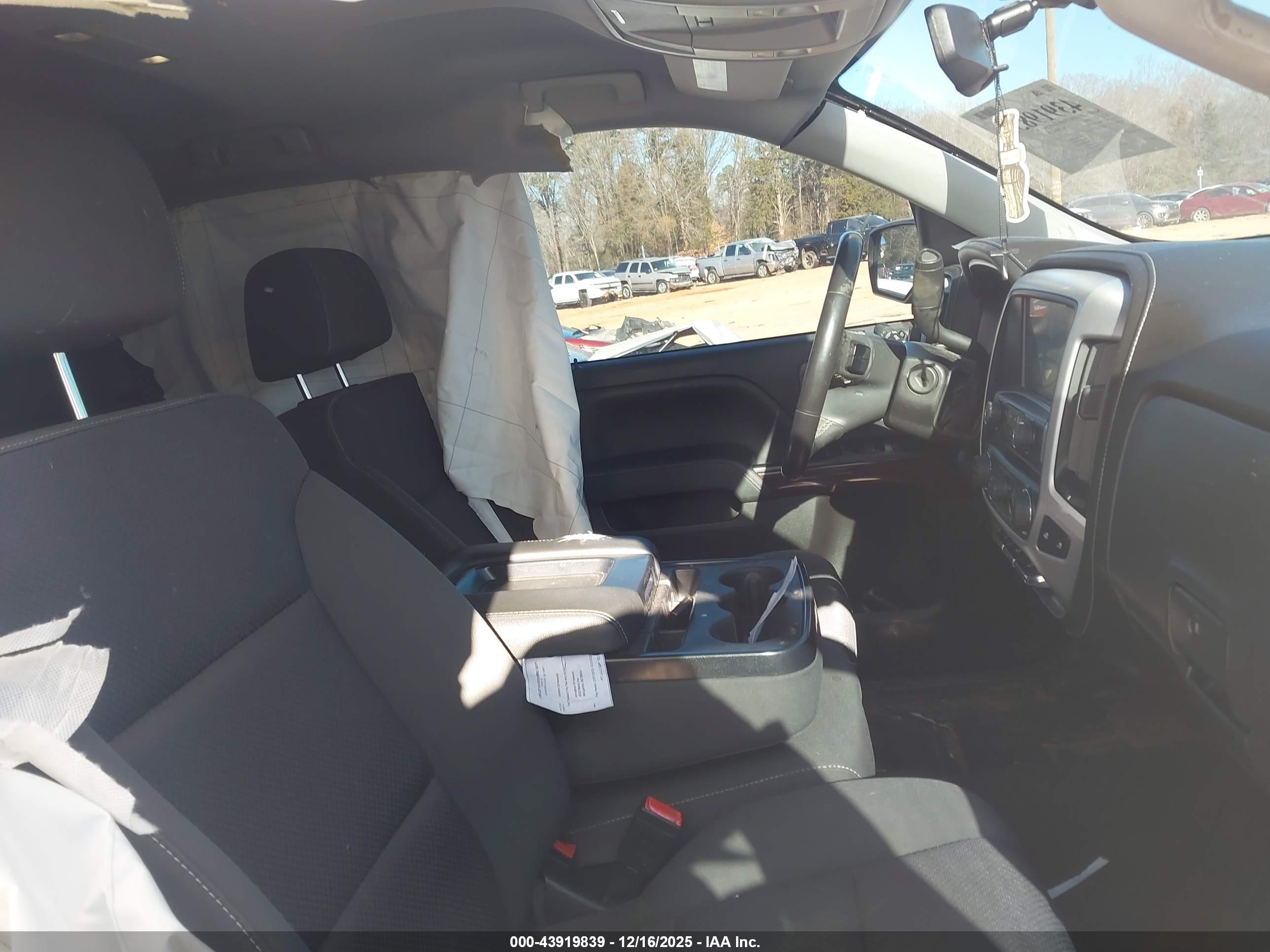 GMC SIERRA image 5
