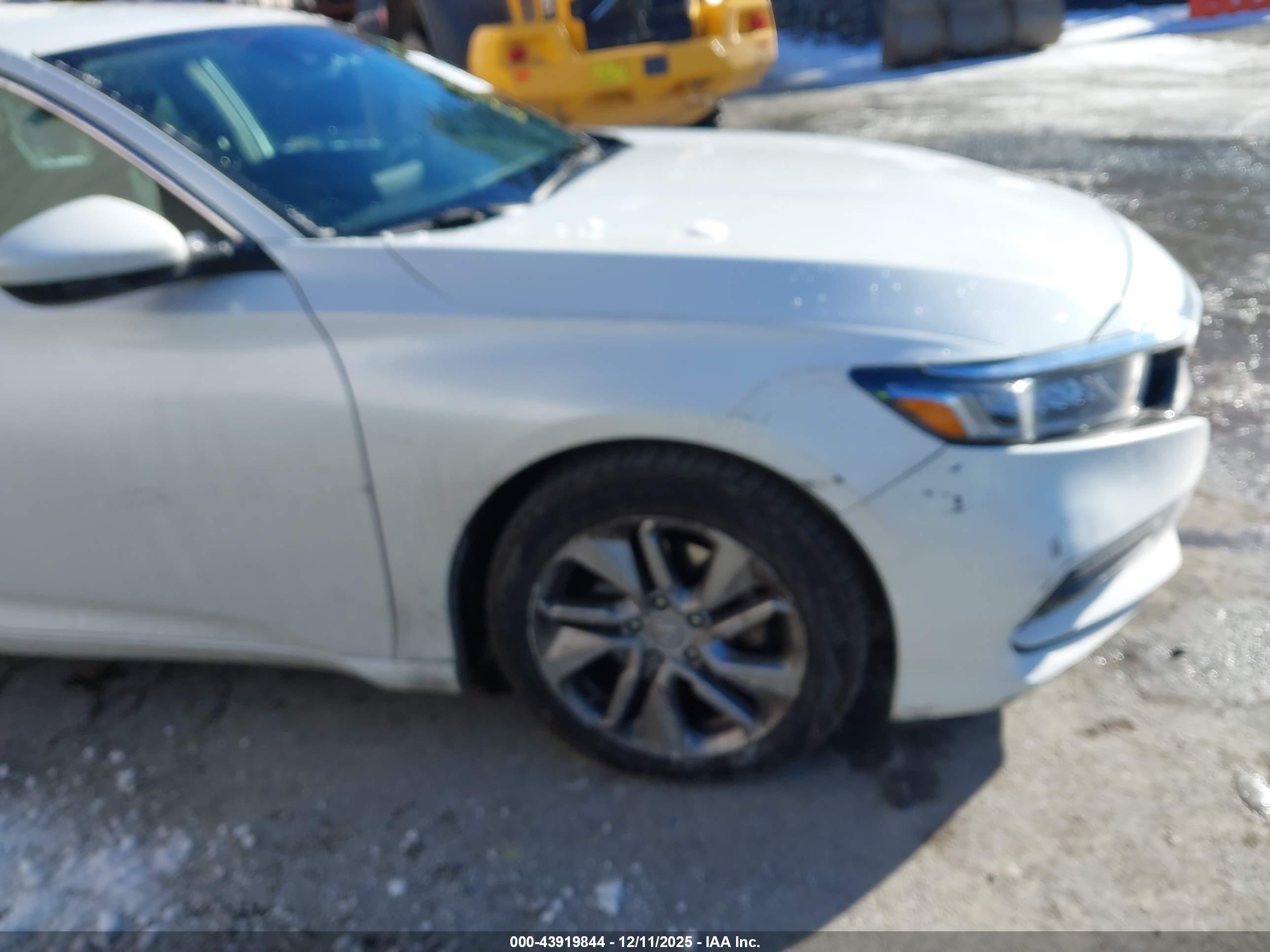 HONDA ACCORD image 6