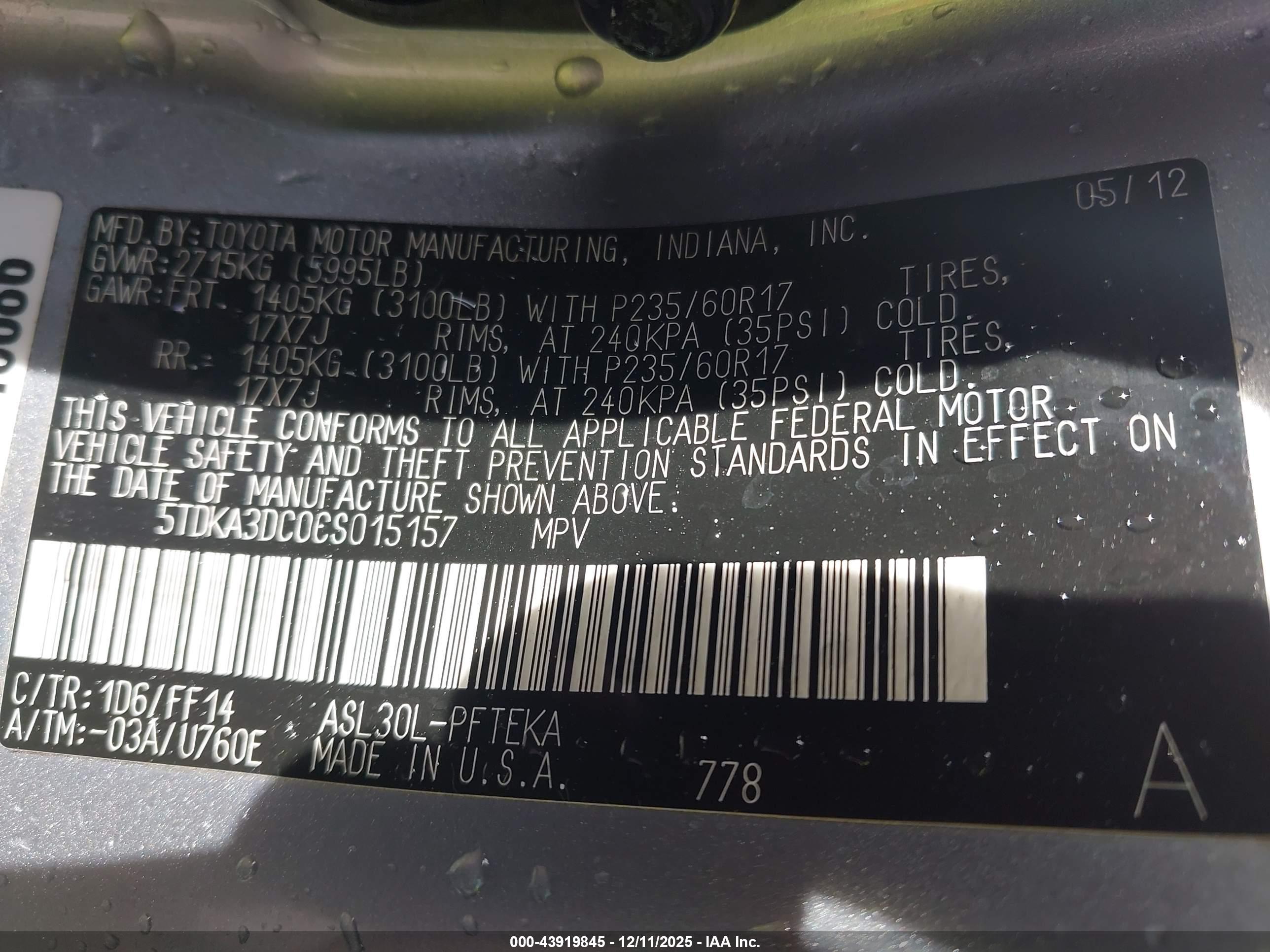 TOYOTA SIENNA image 9
