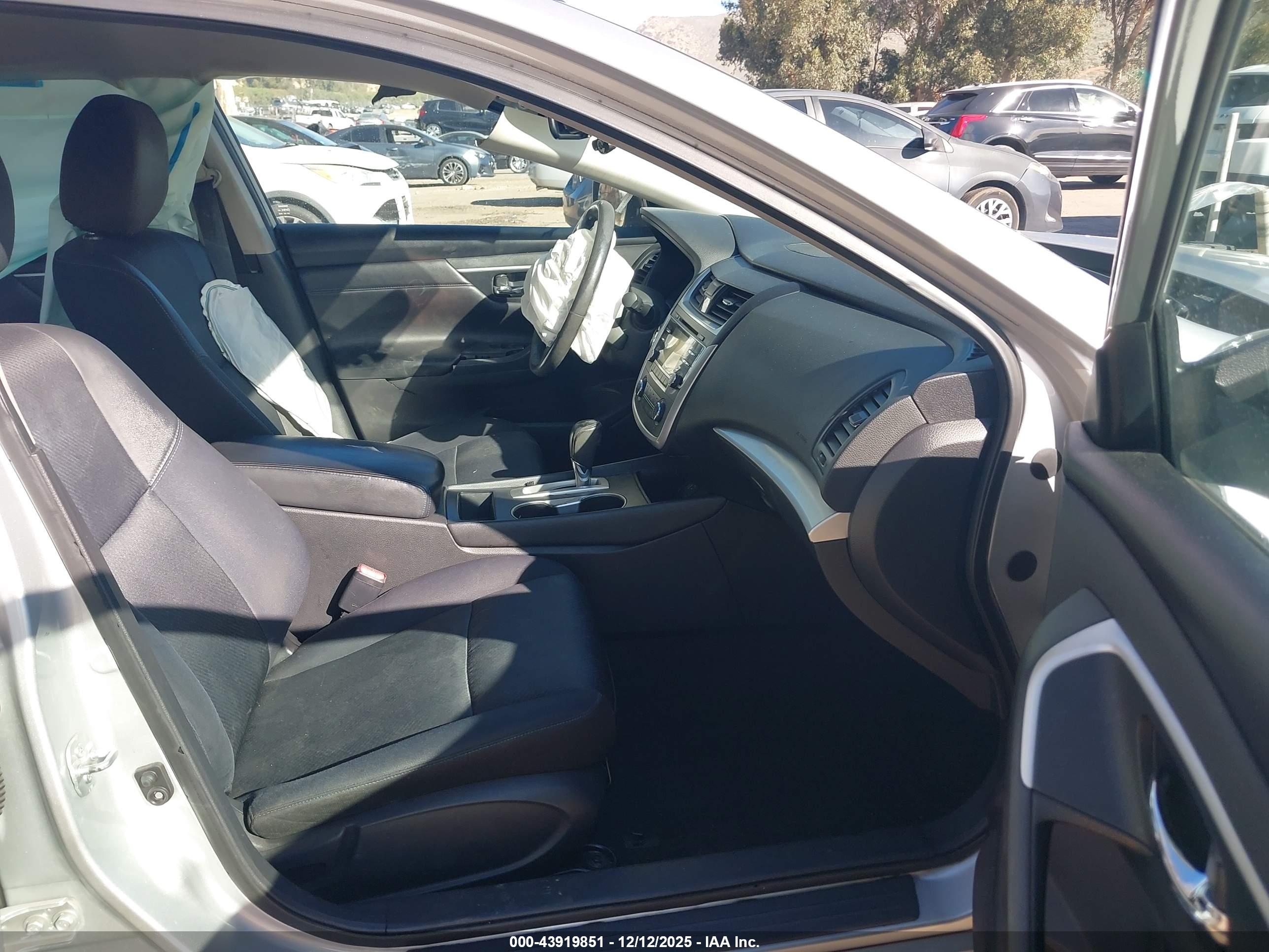 NISSAN ALTIMA image 5