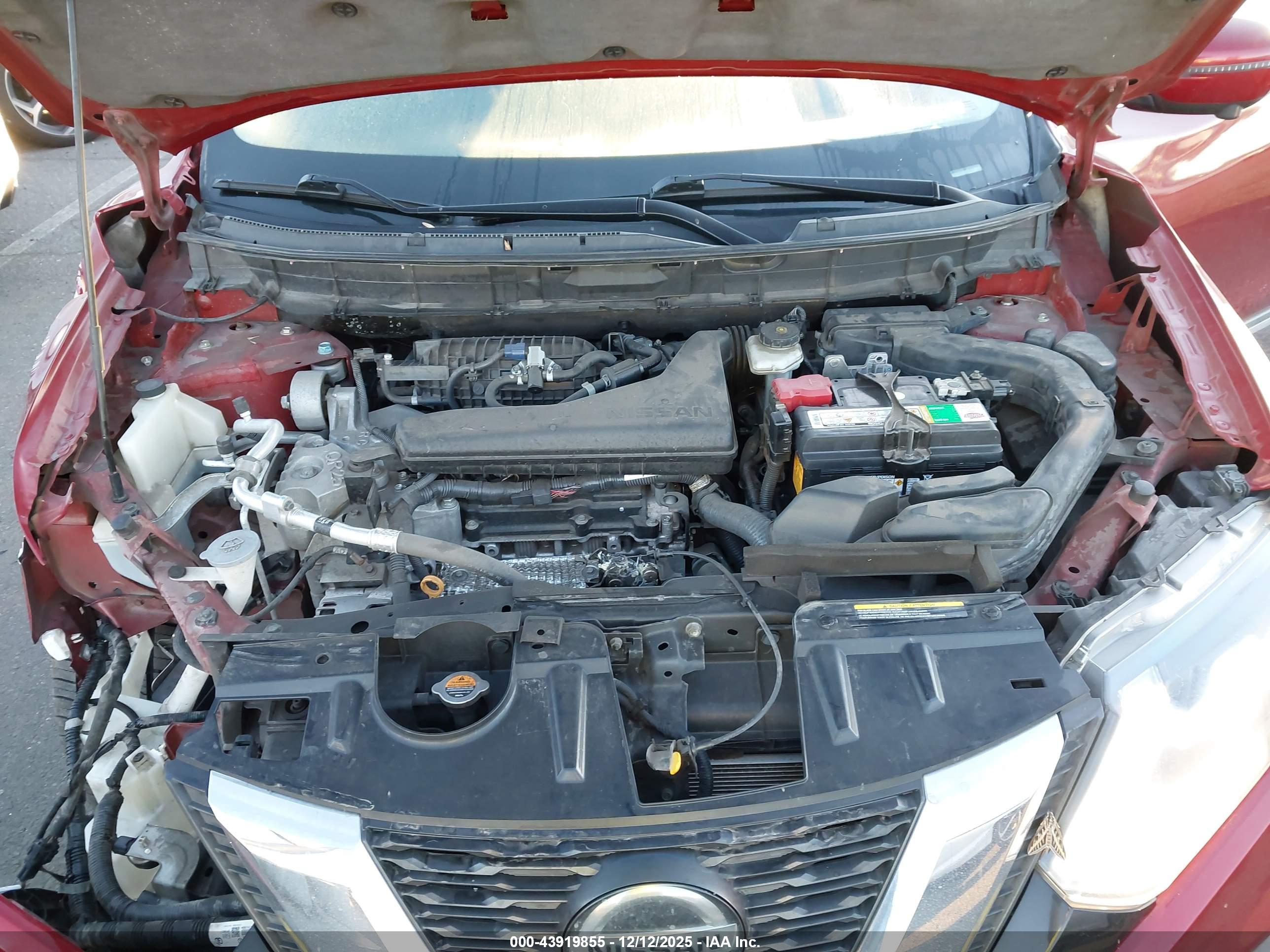 NISSAN ROGUE image 10