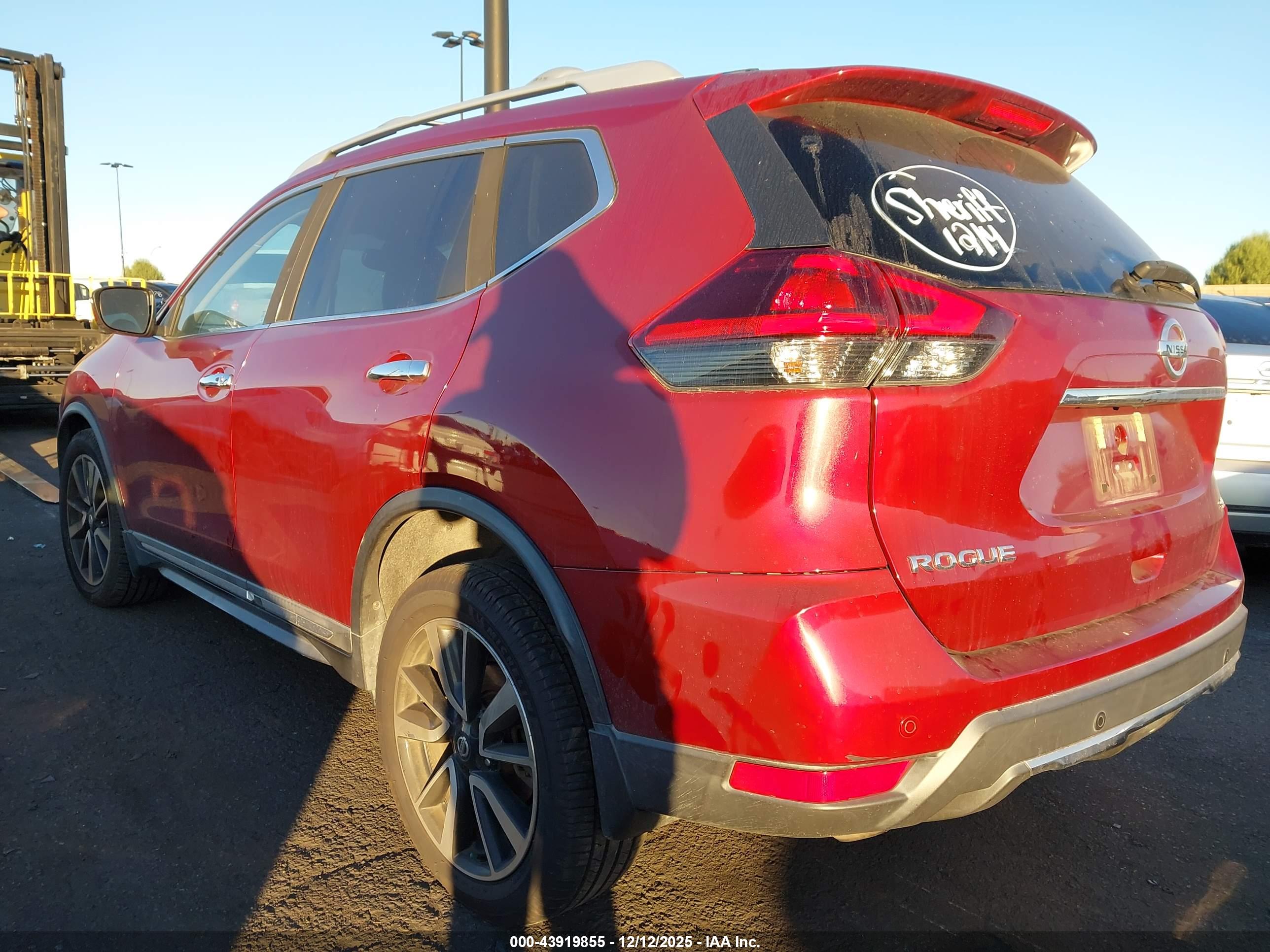 NISSAN ROGUE image 3