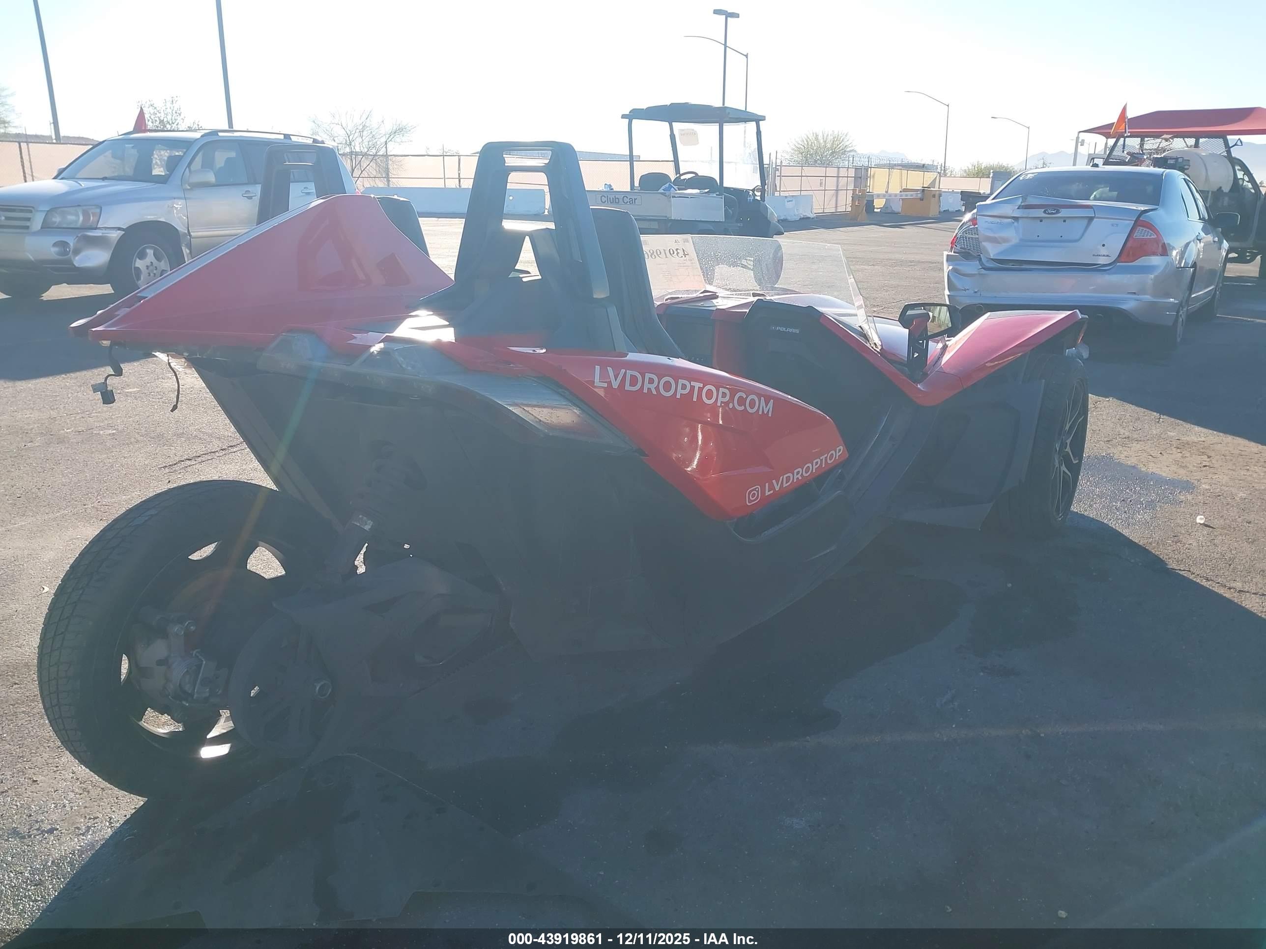 POLARIS SLINGSHOT image 4