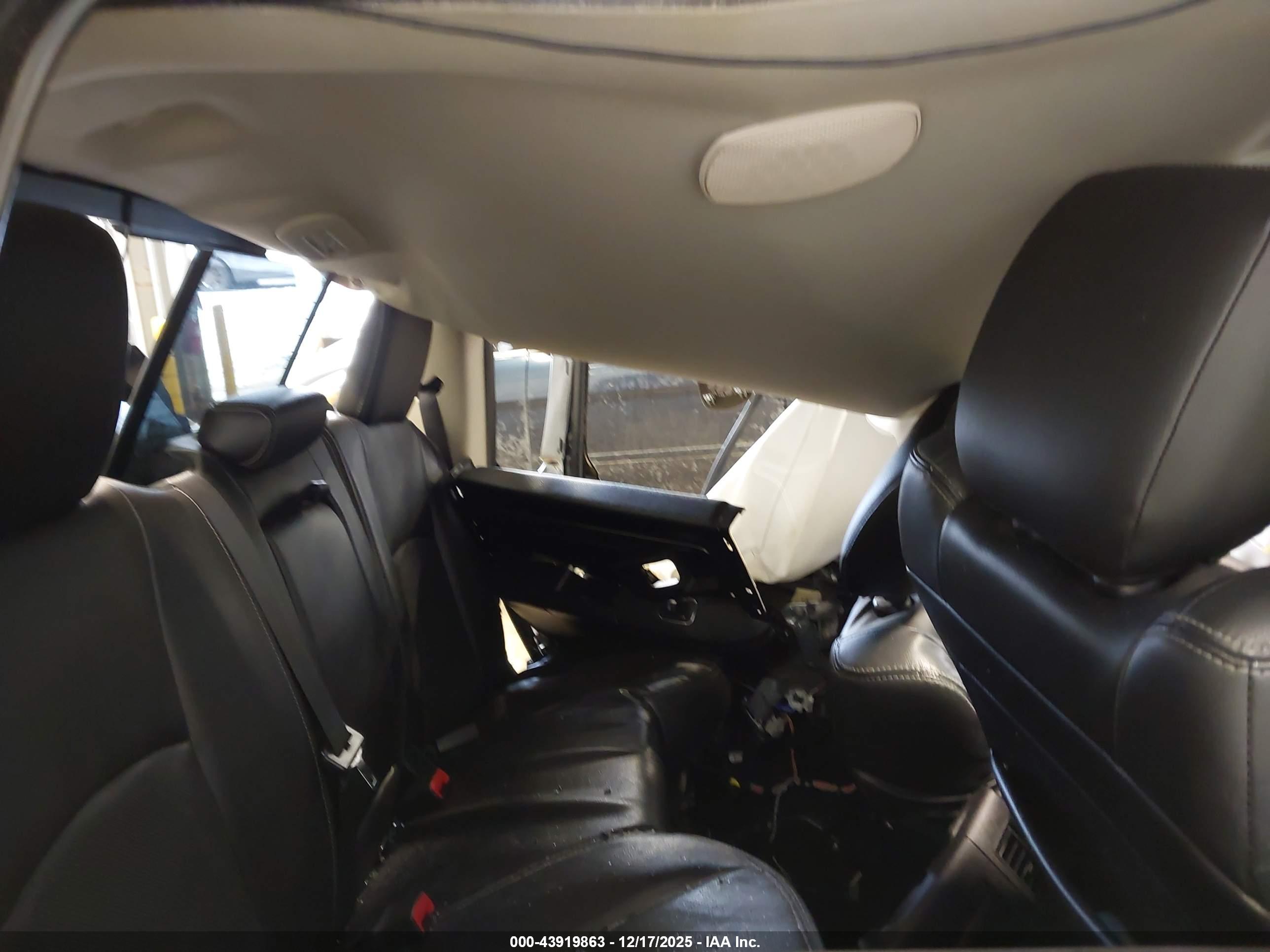 RAM 1500 image 8