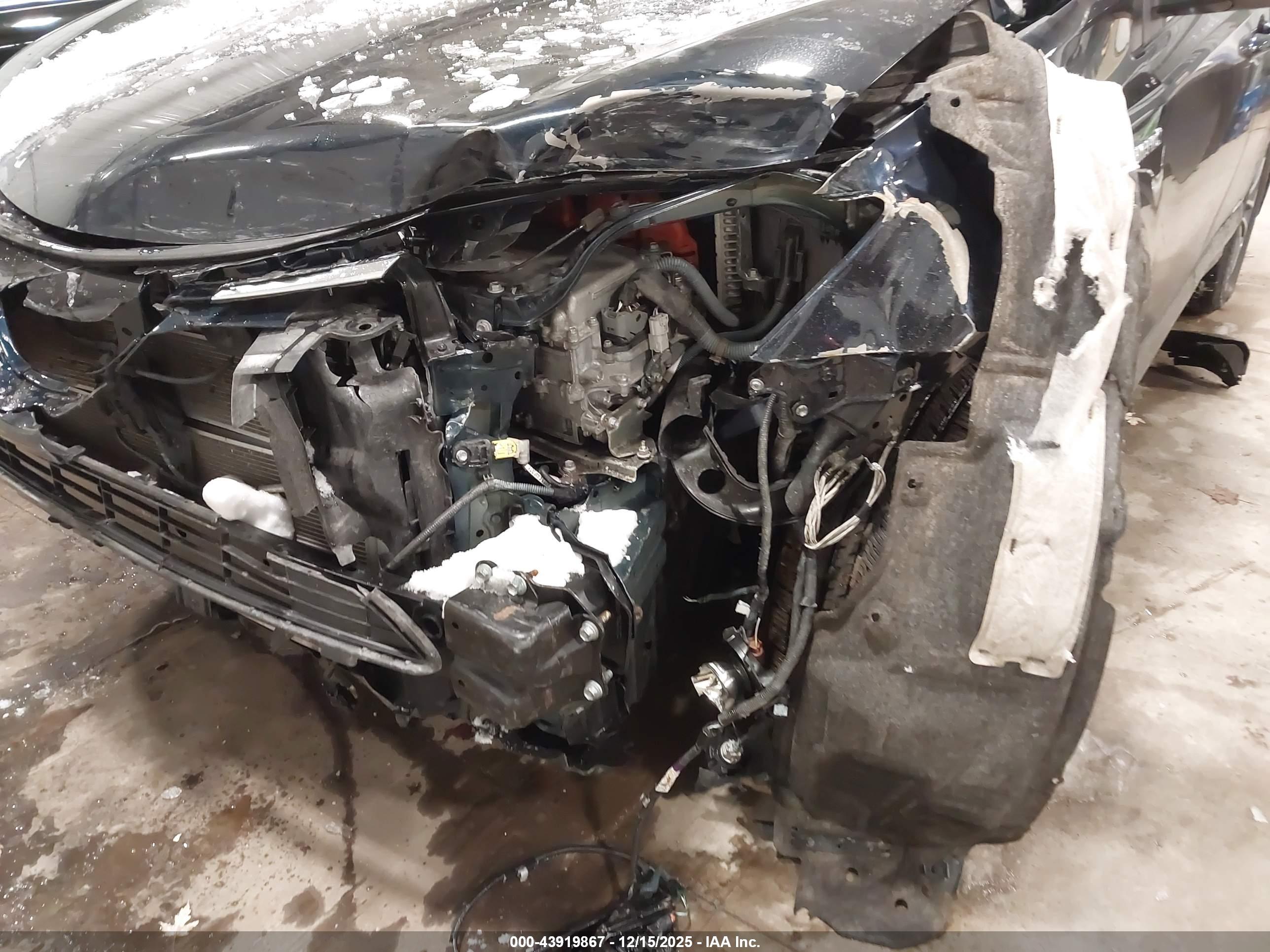 TOYOTA RAV4 image 6