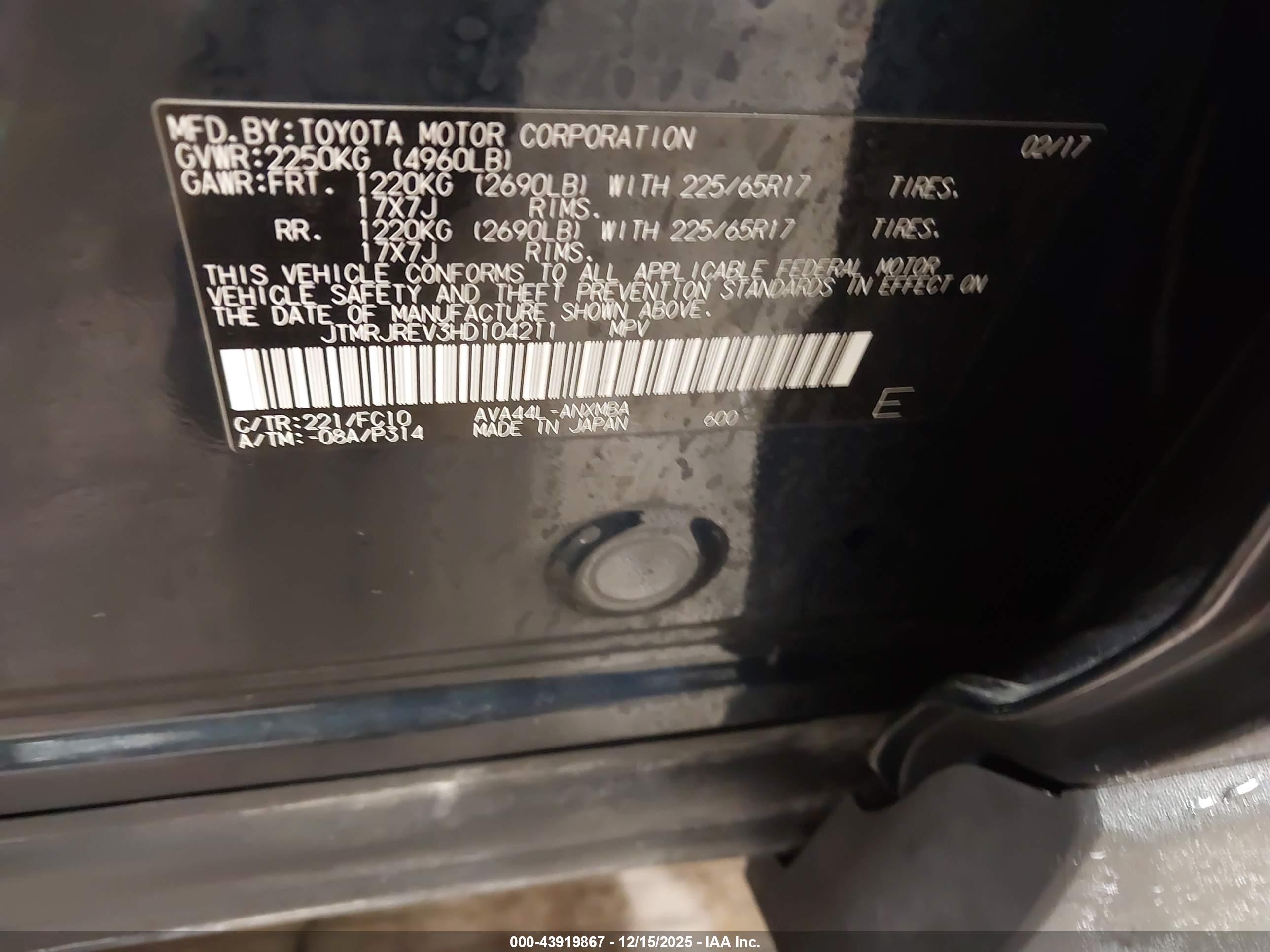 TOYOTA RAV4 image 9