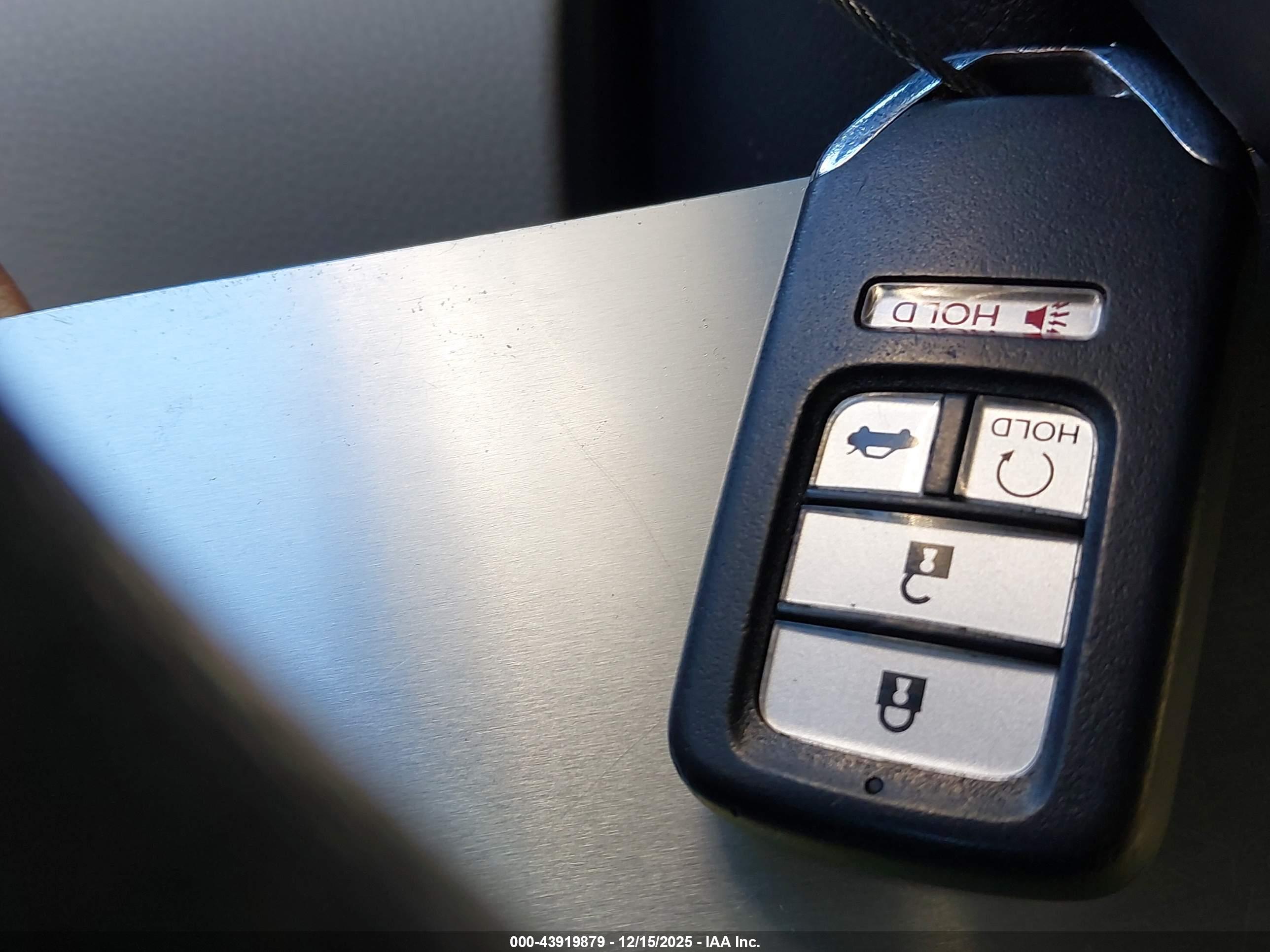 HONDA ACCORD image 11