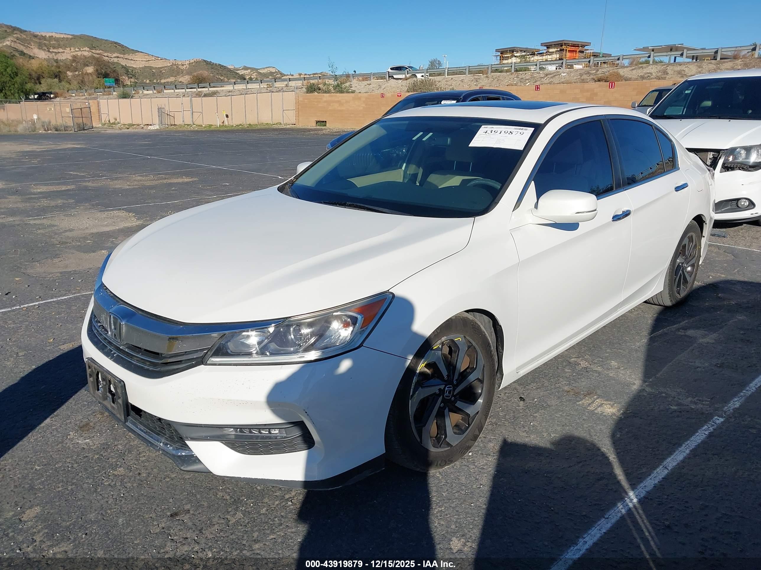 HONDA ACCORD image 2