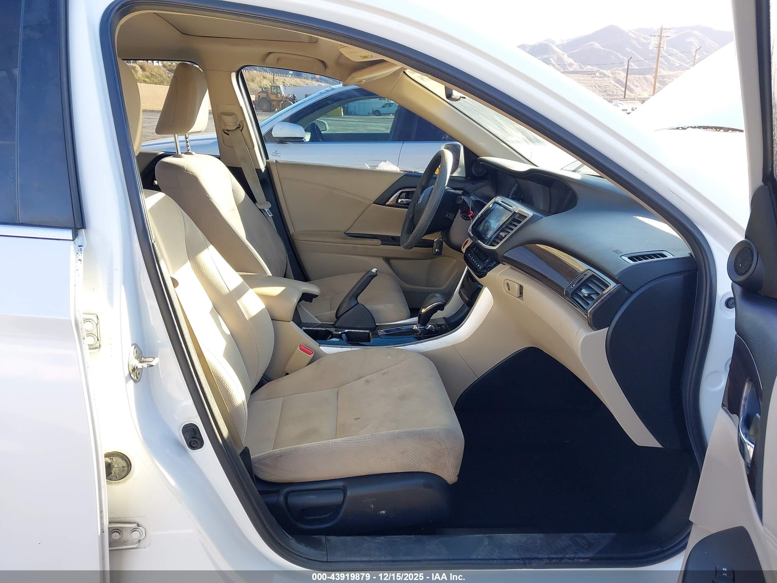 HONDA ACCORD image 5