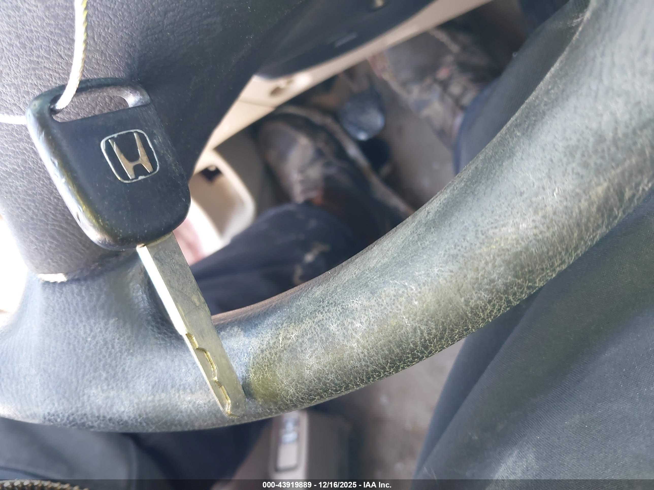 HONDA CIVIC image 11