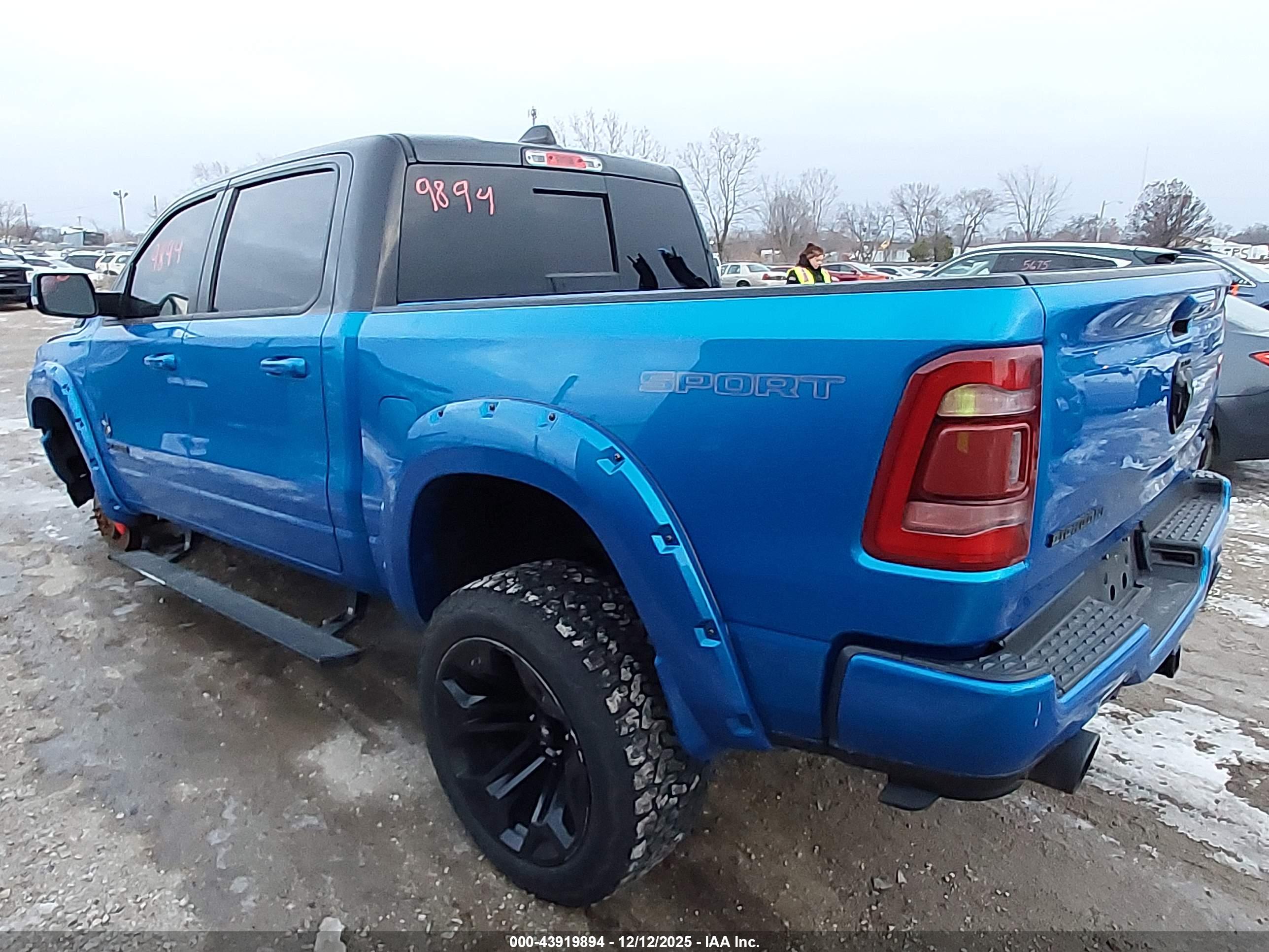 RAM 1500 image 3