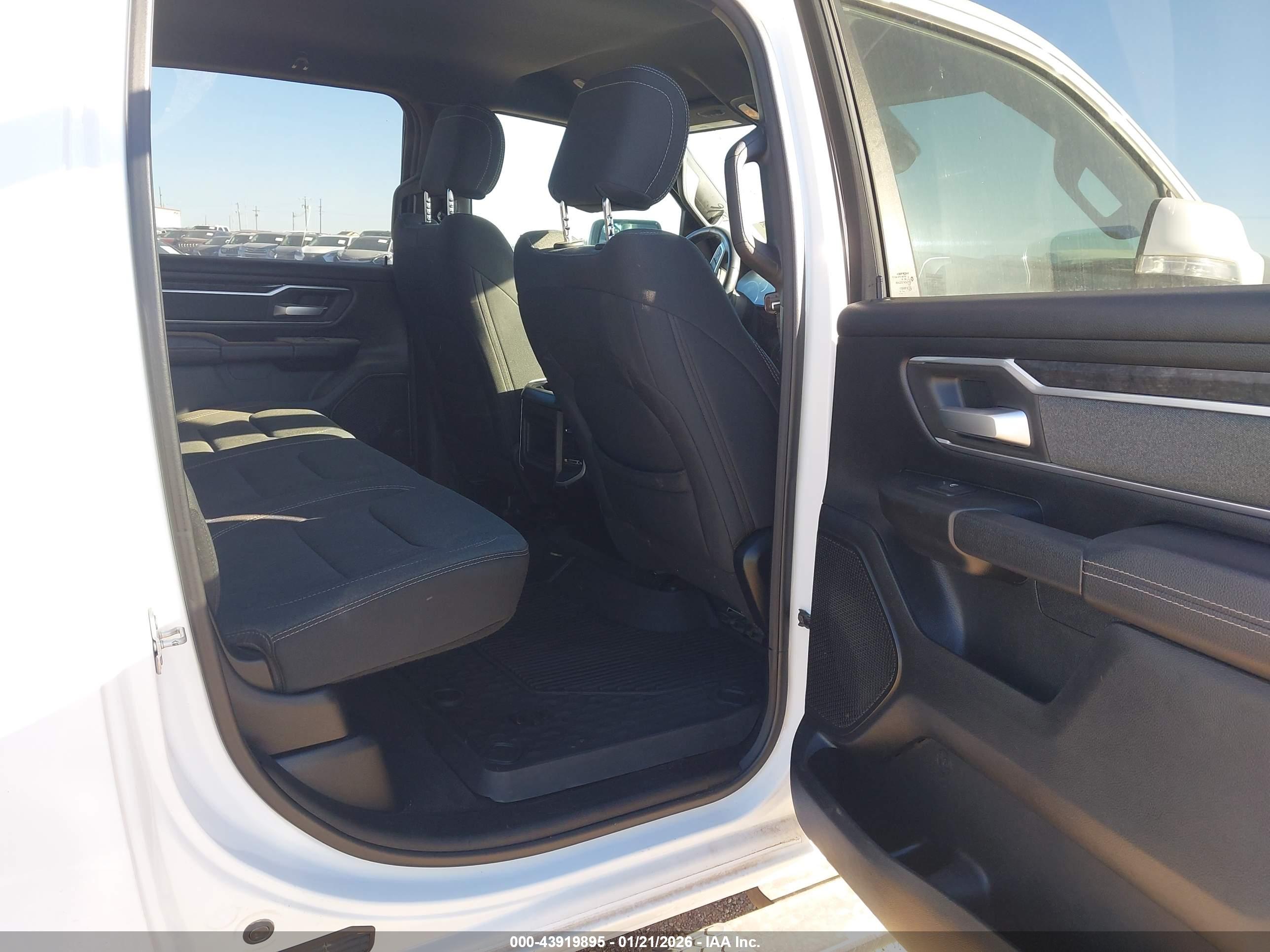 RAM 1500 image 8