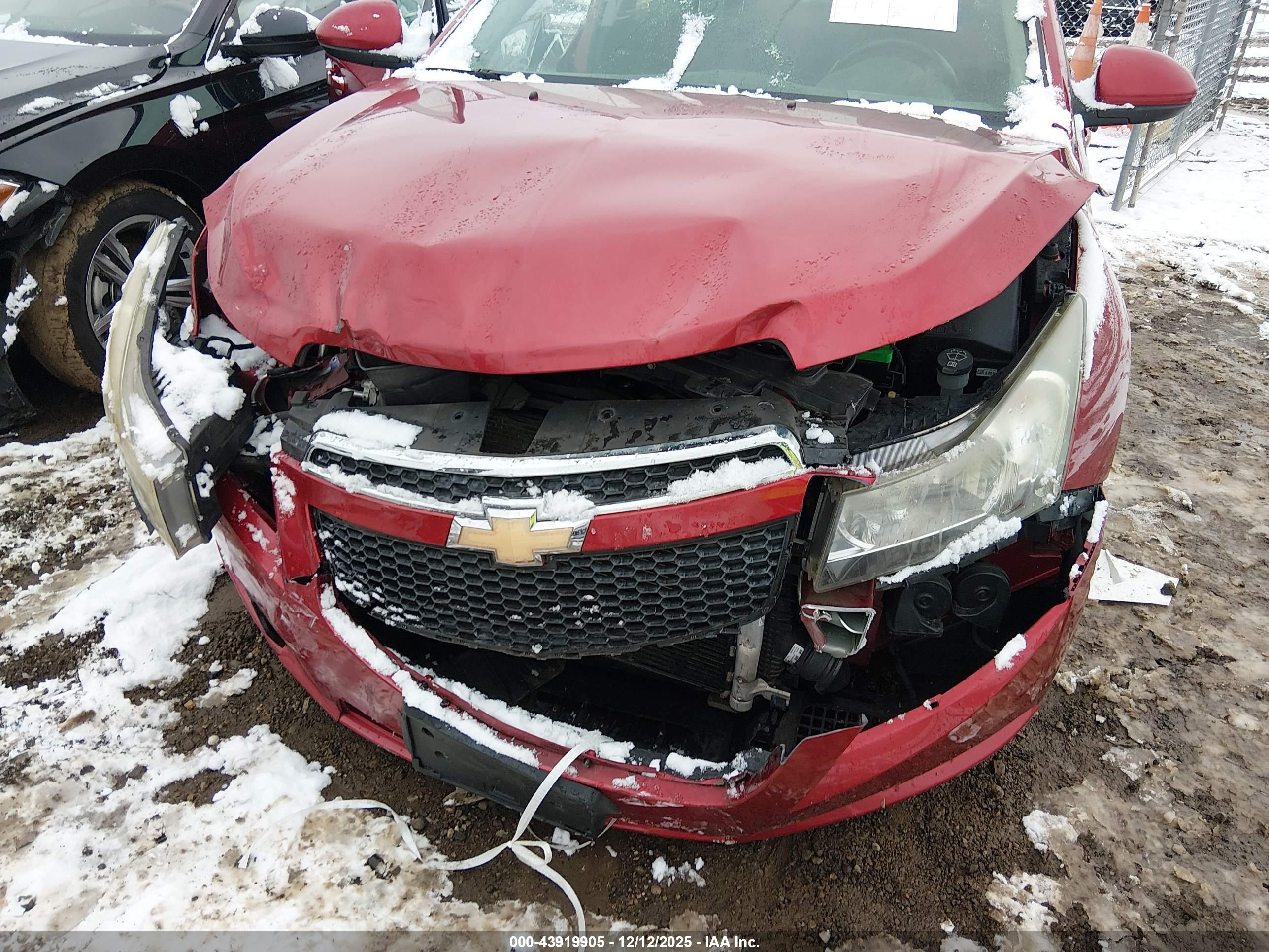 CHEVROLET CRUZE image 6