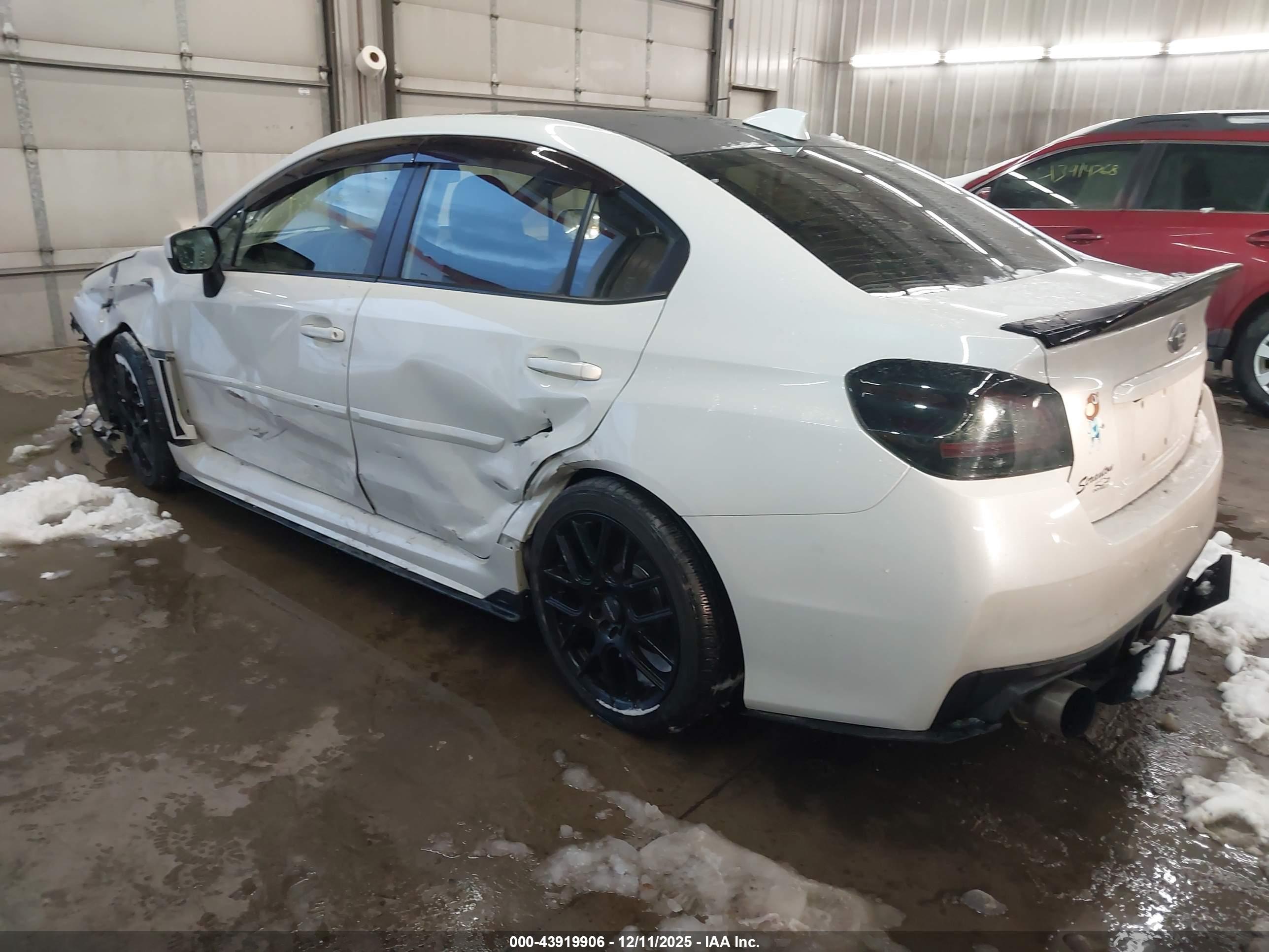 SUBARU WRX image 3