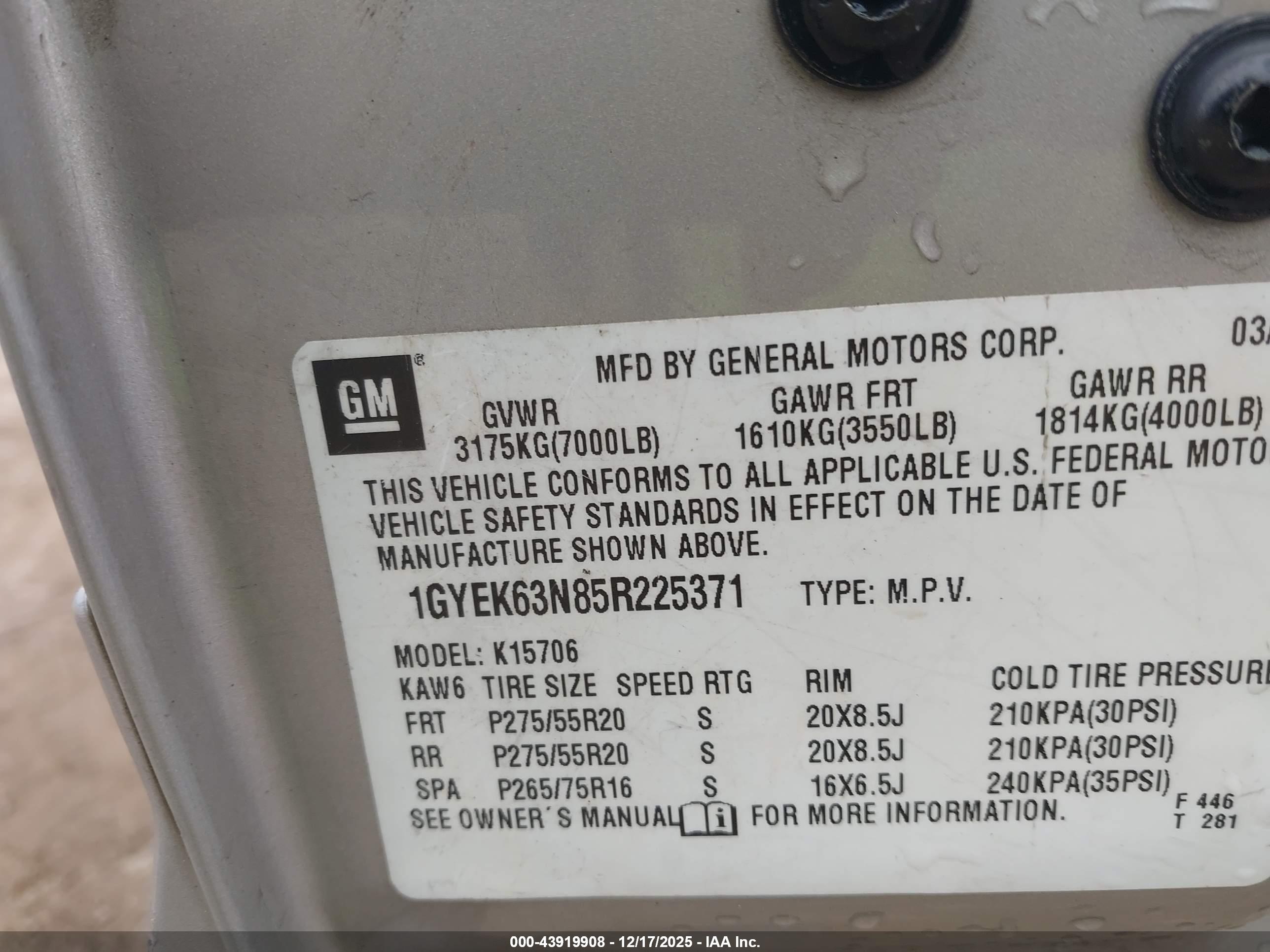 CADILLAC ESCALADE image 9