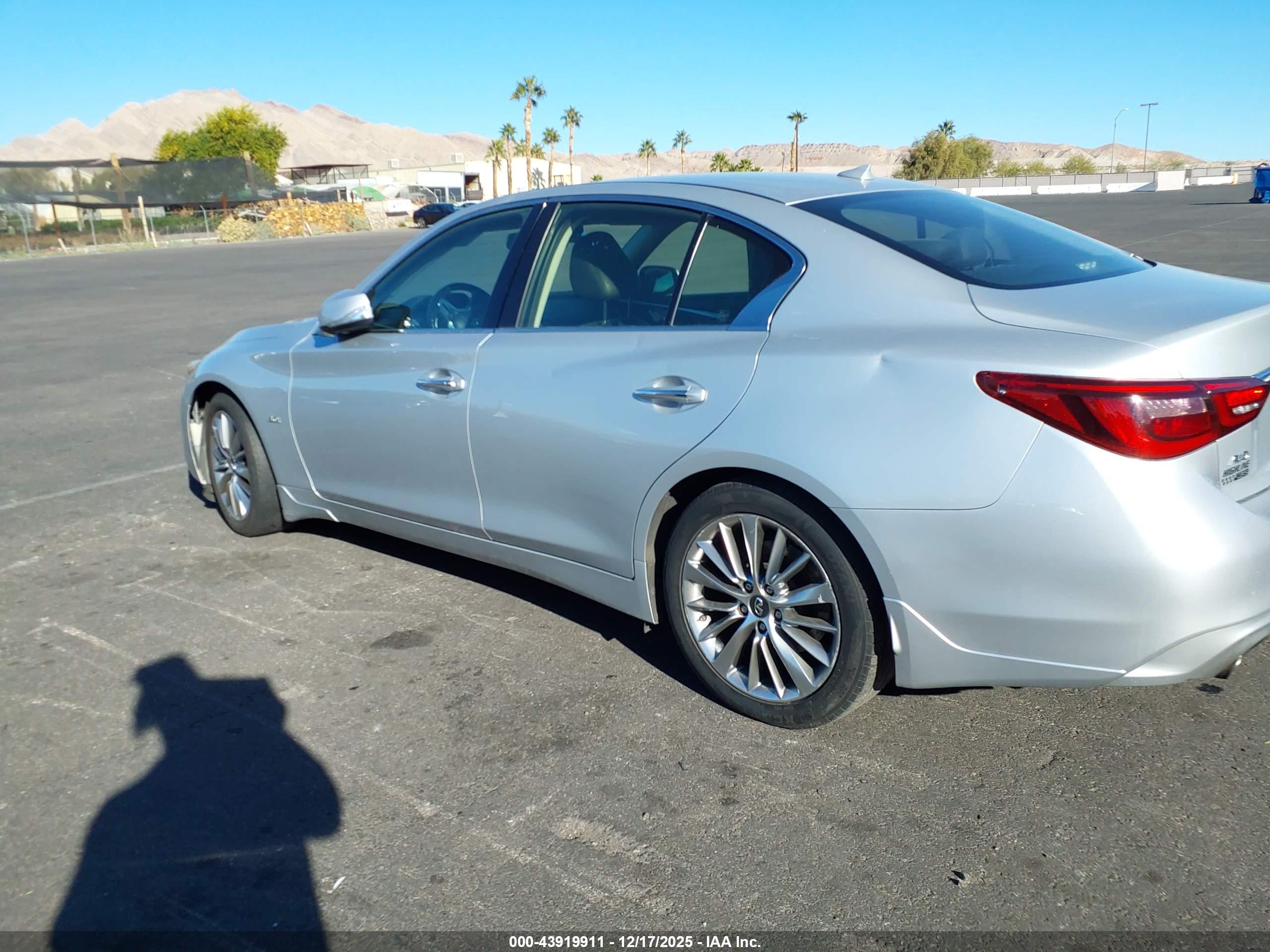 INFINITI Q50 image 3