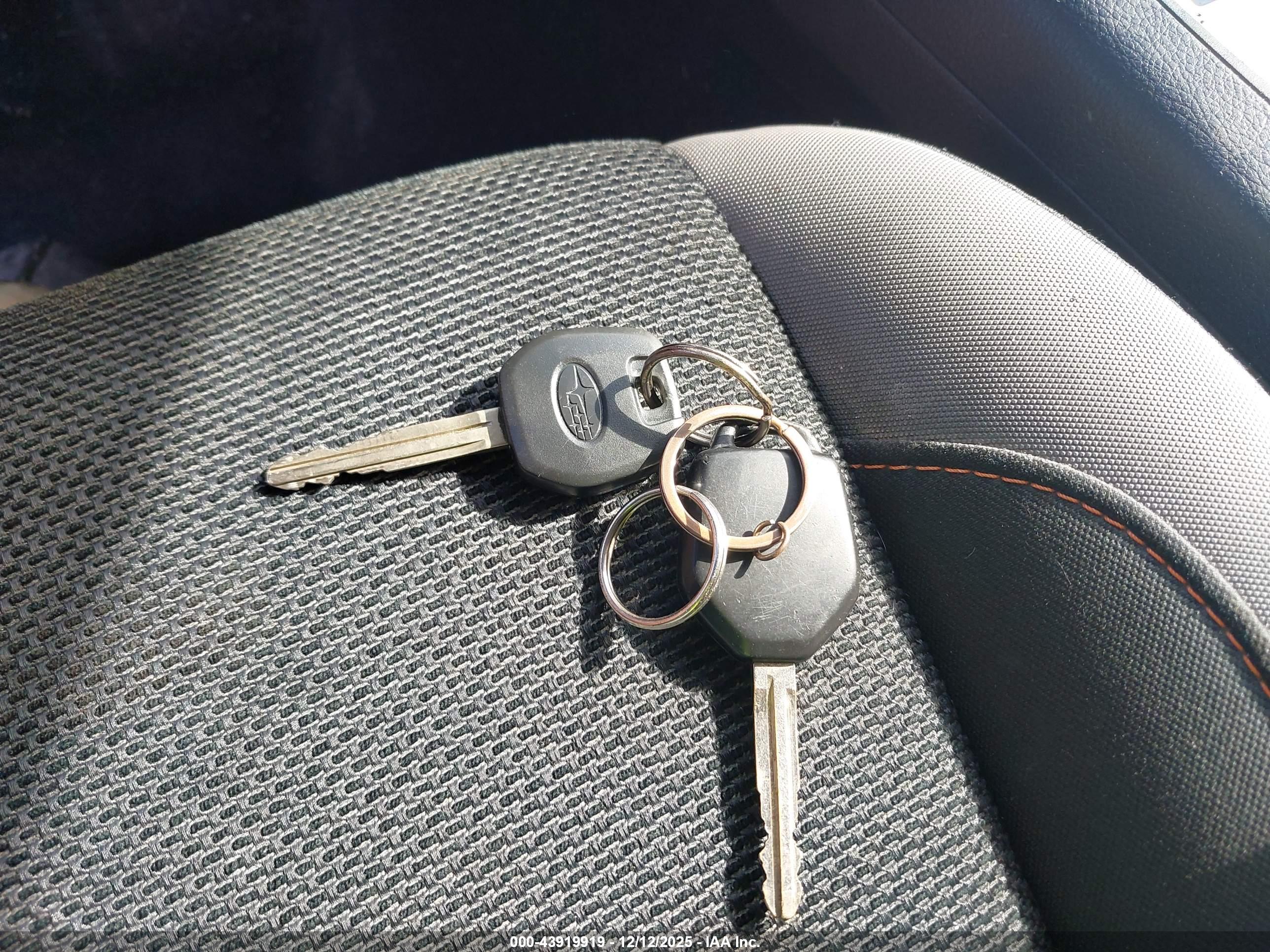 SUBARU CROSSTREK image 11