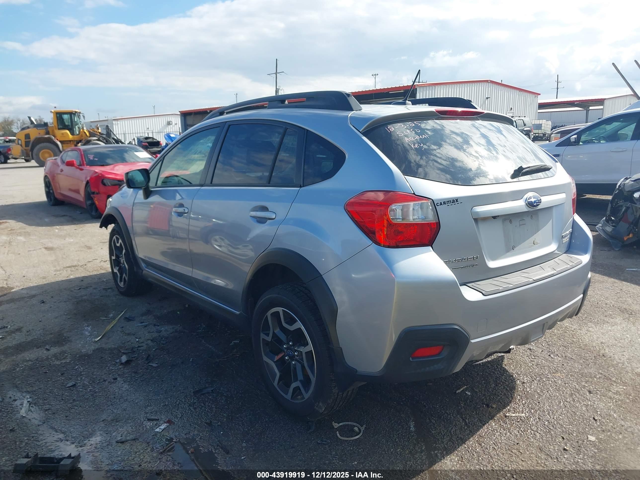 SUBARU CROSSTREK image 3