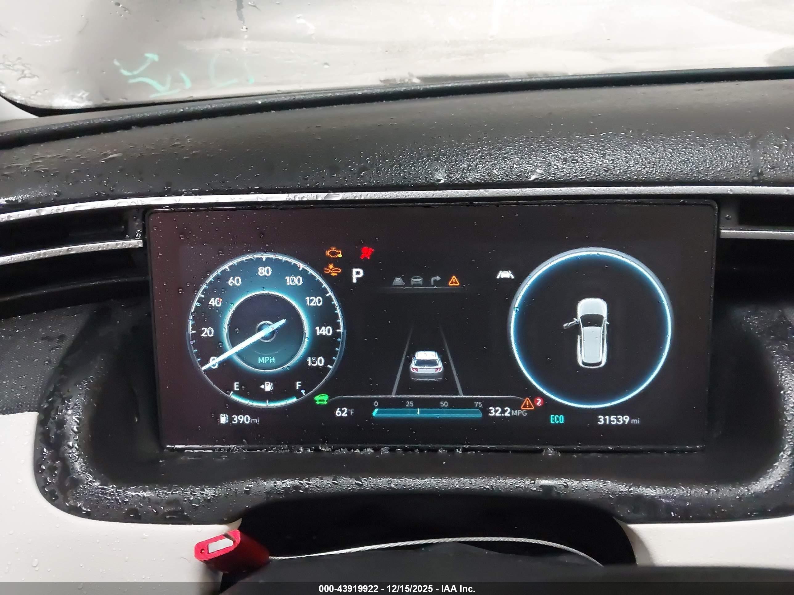 HYUNDAI TUCSON image 7
