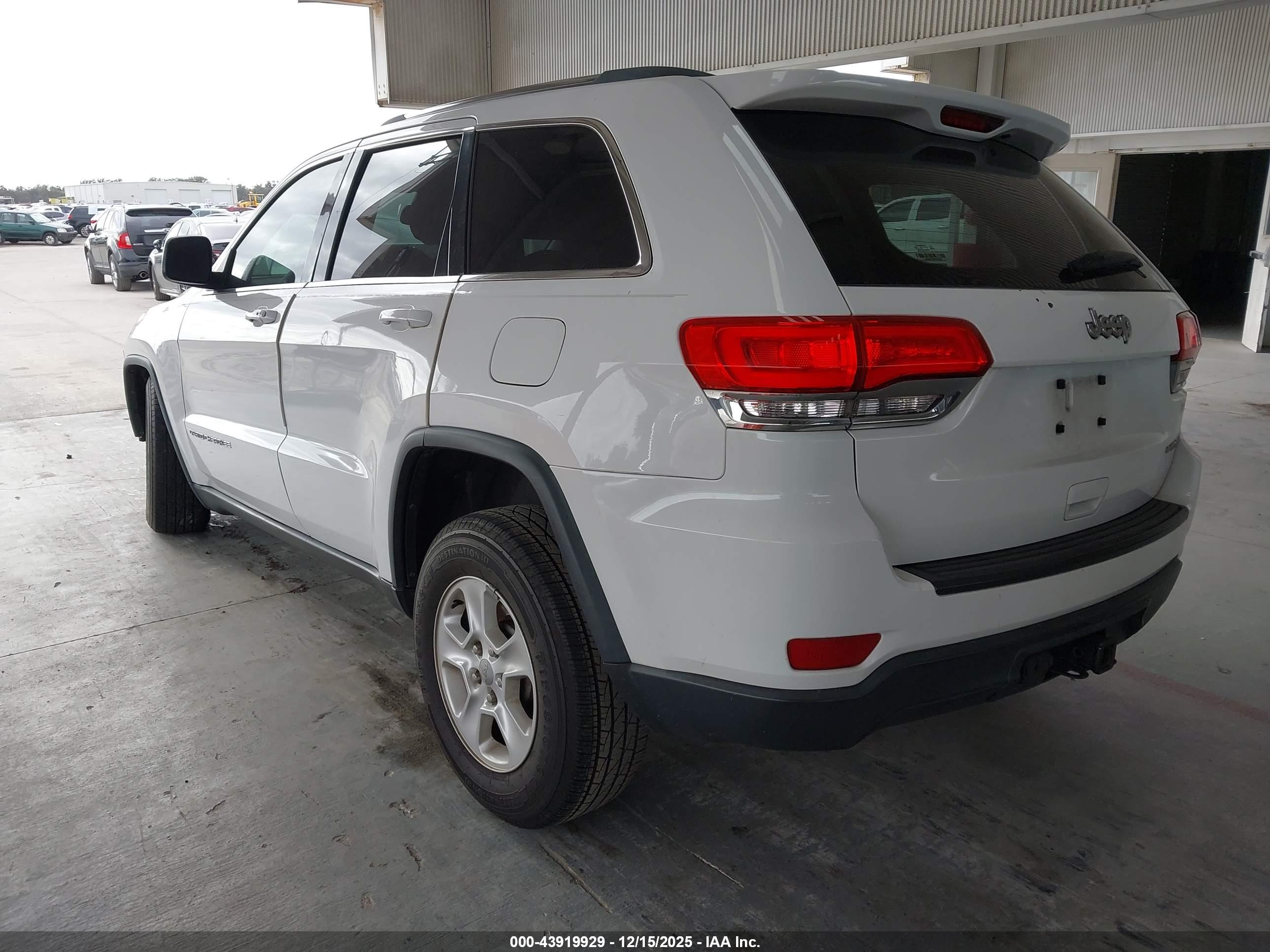 JEEP GRAND image 3