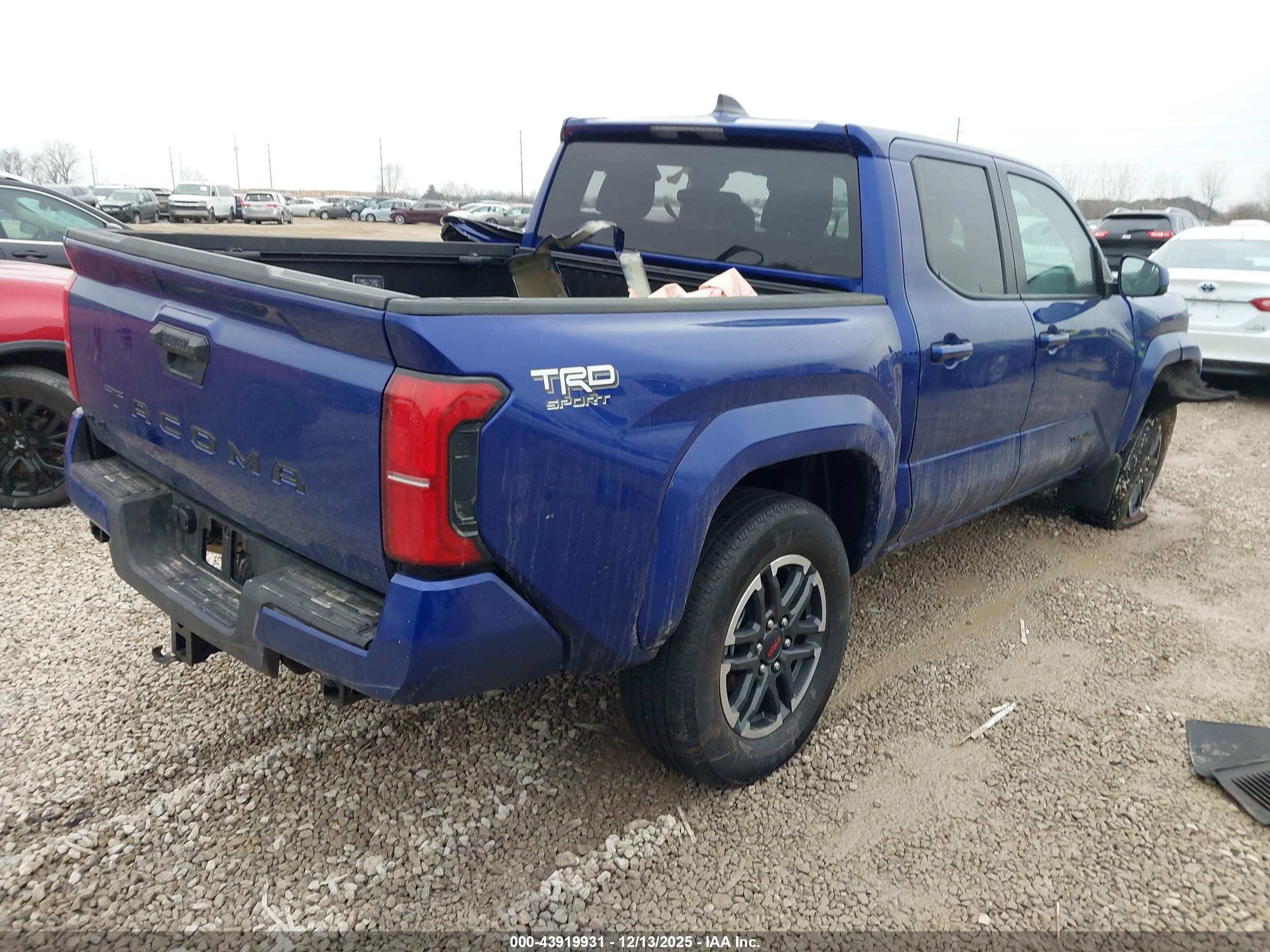 TOYOTA TACOMA image 4