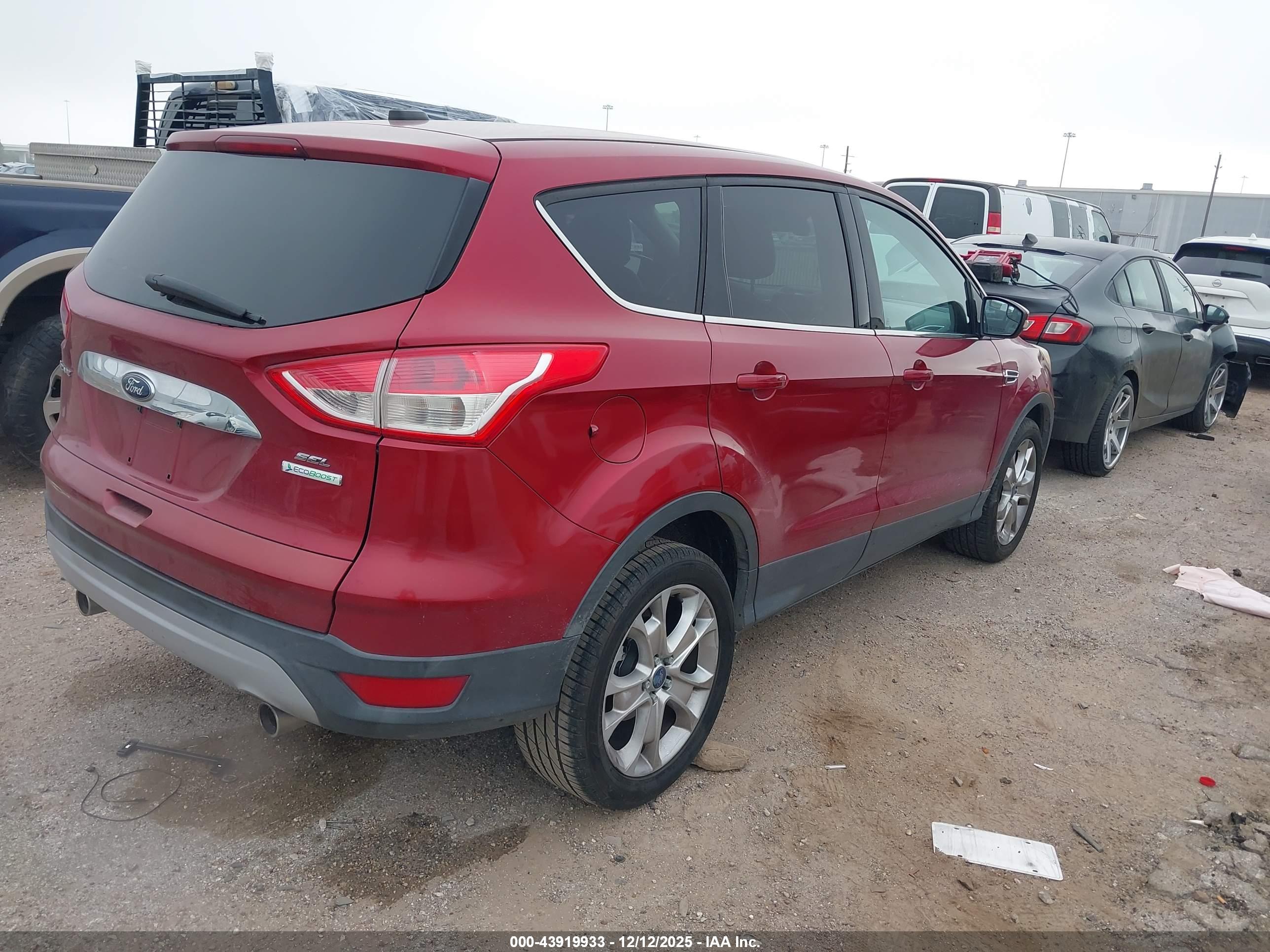 FORD ESCAPE image 4