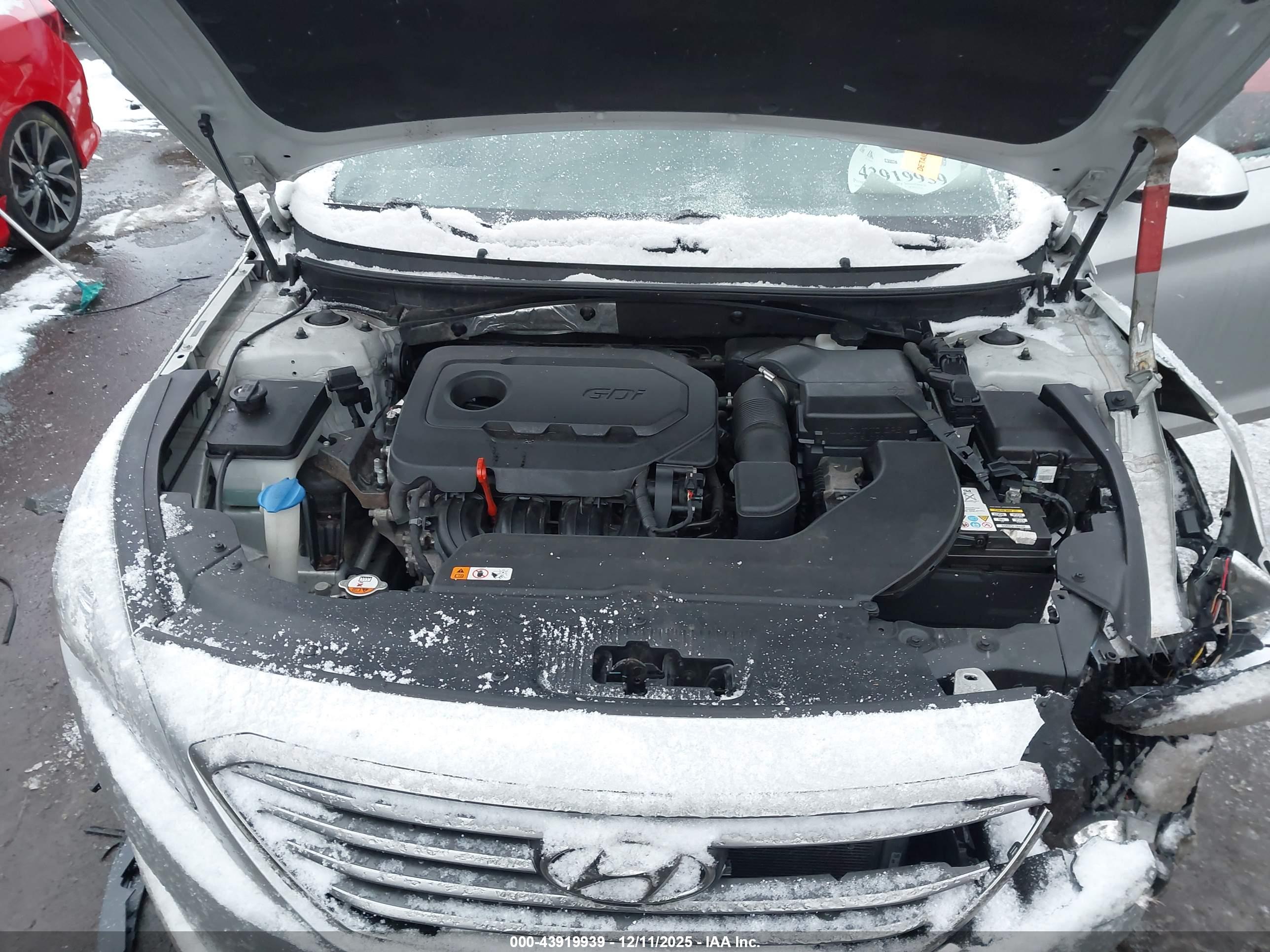 HYUNDAI SONATA image 10