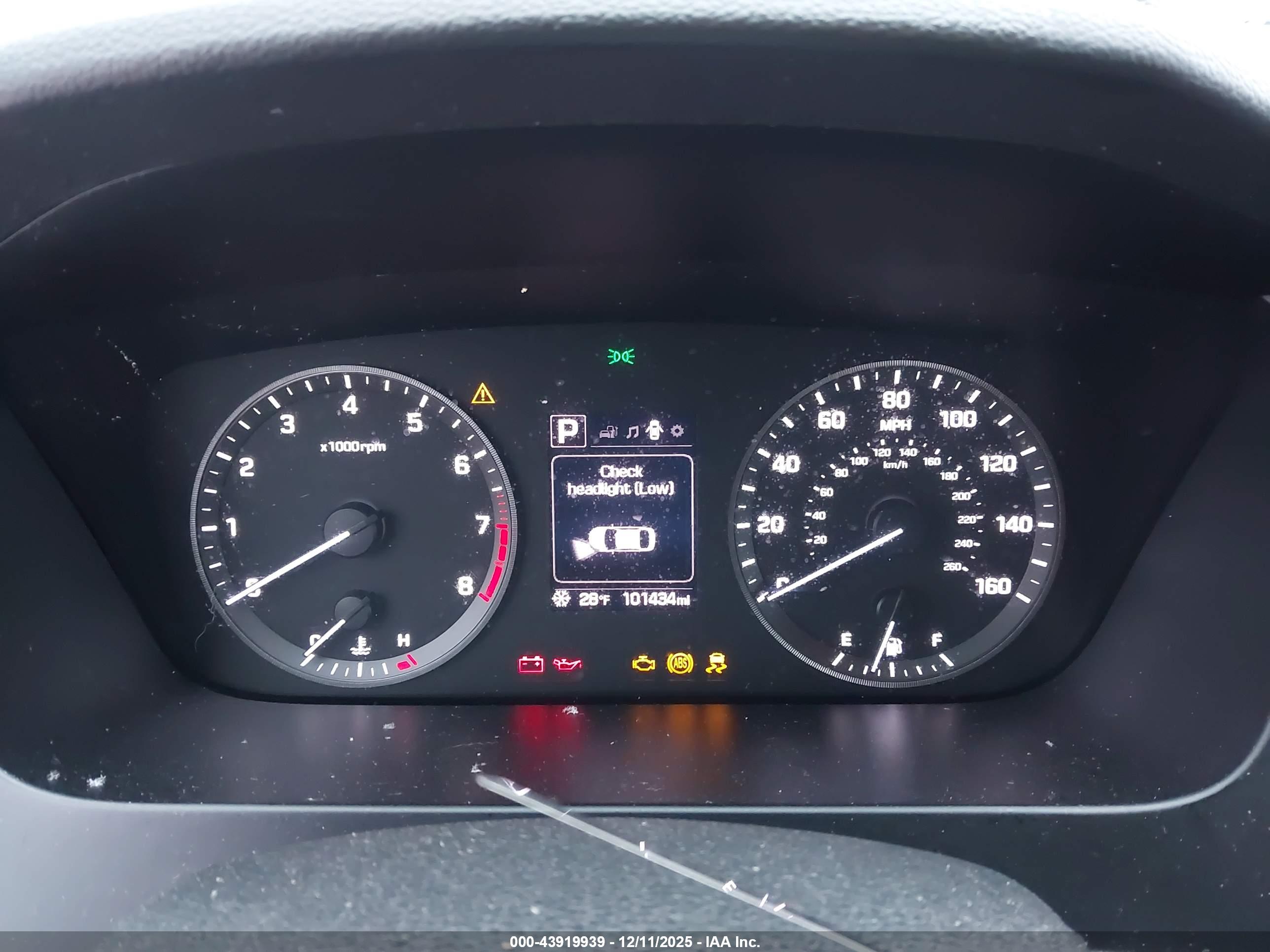 HYUNDAI SONATA image 7