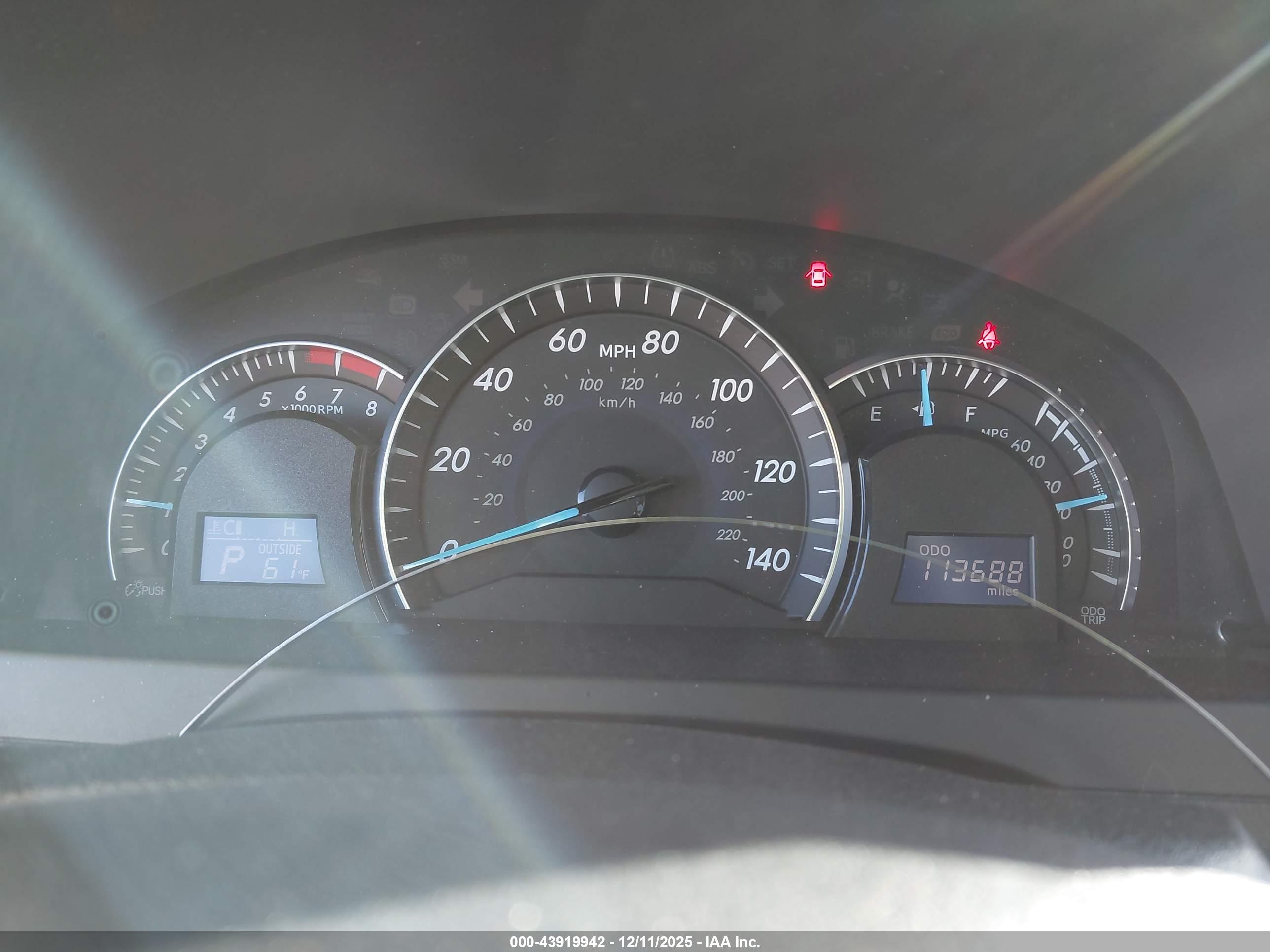 TOYOTA CAMRY image 7