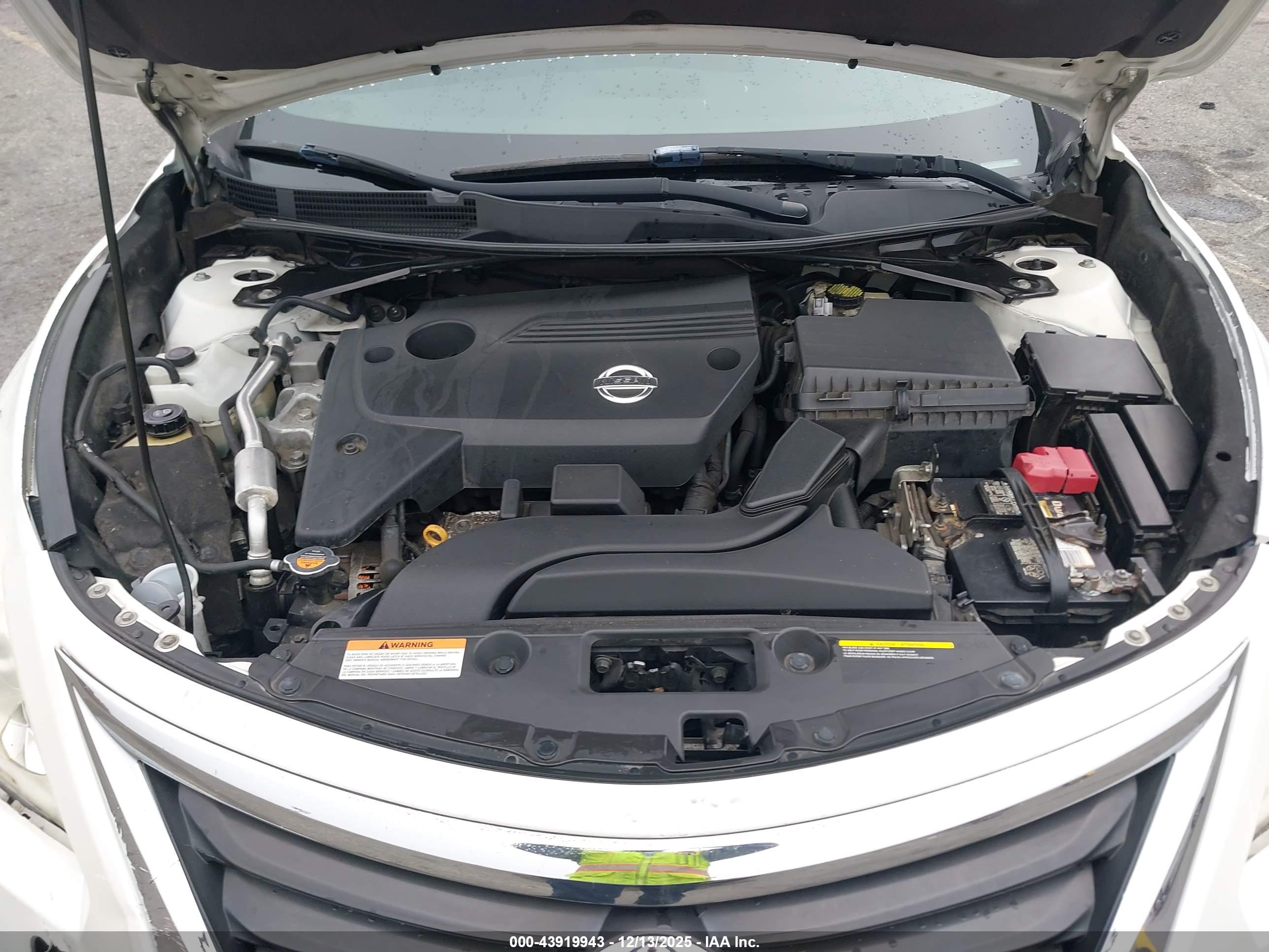 NISSAN ALTIMA image 10