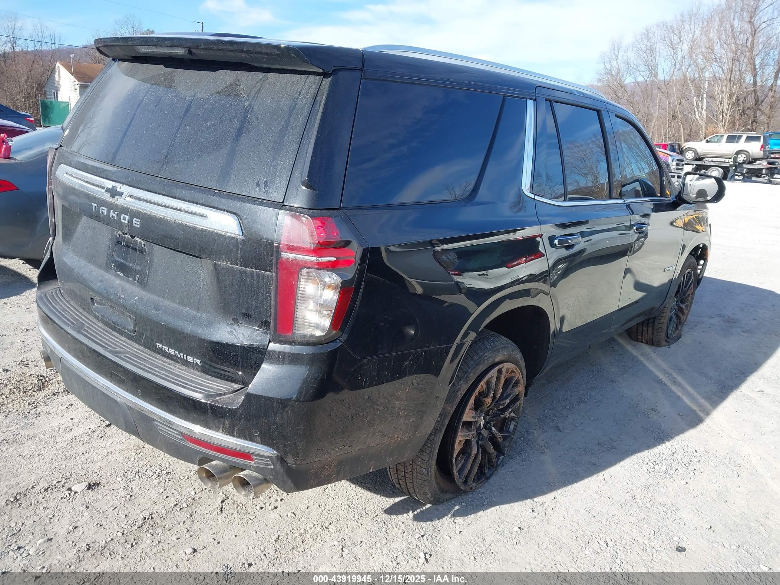 CHEVROLET TAHOE image 4