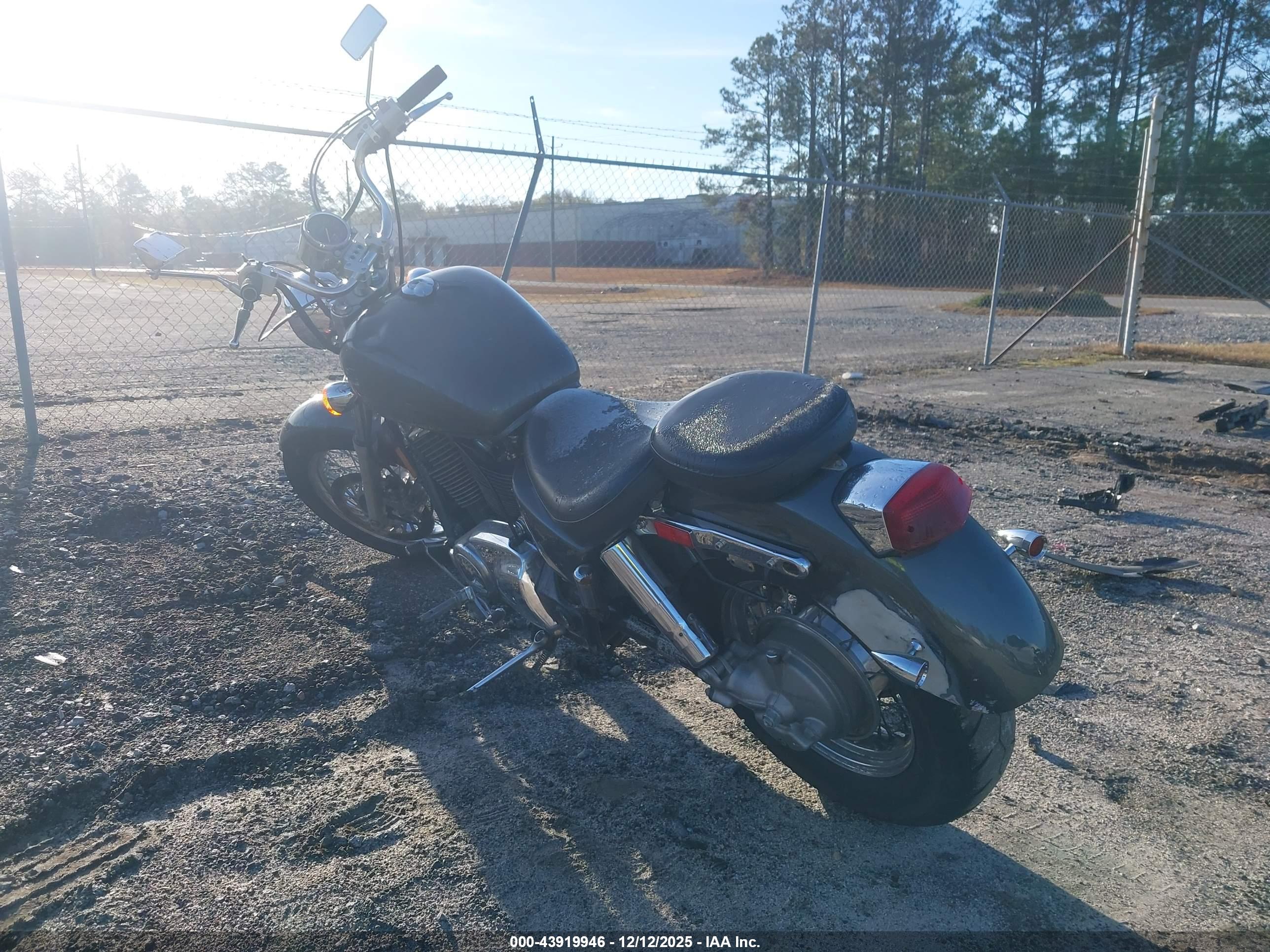 HONDA VT1100 image 3