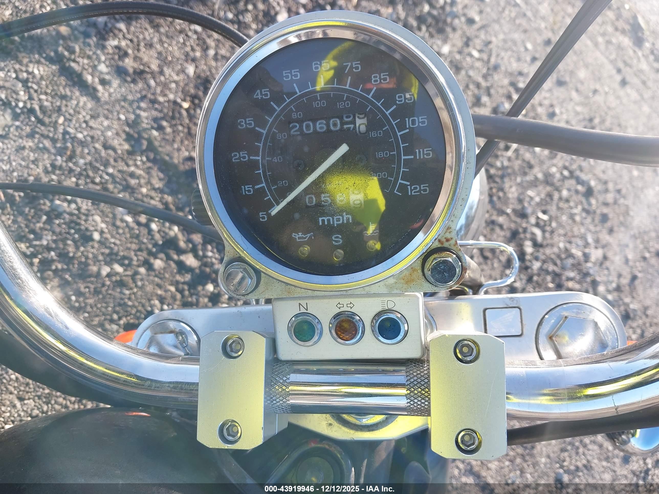 HONDA VT1100 image 7