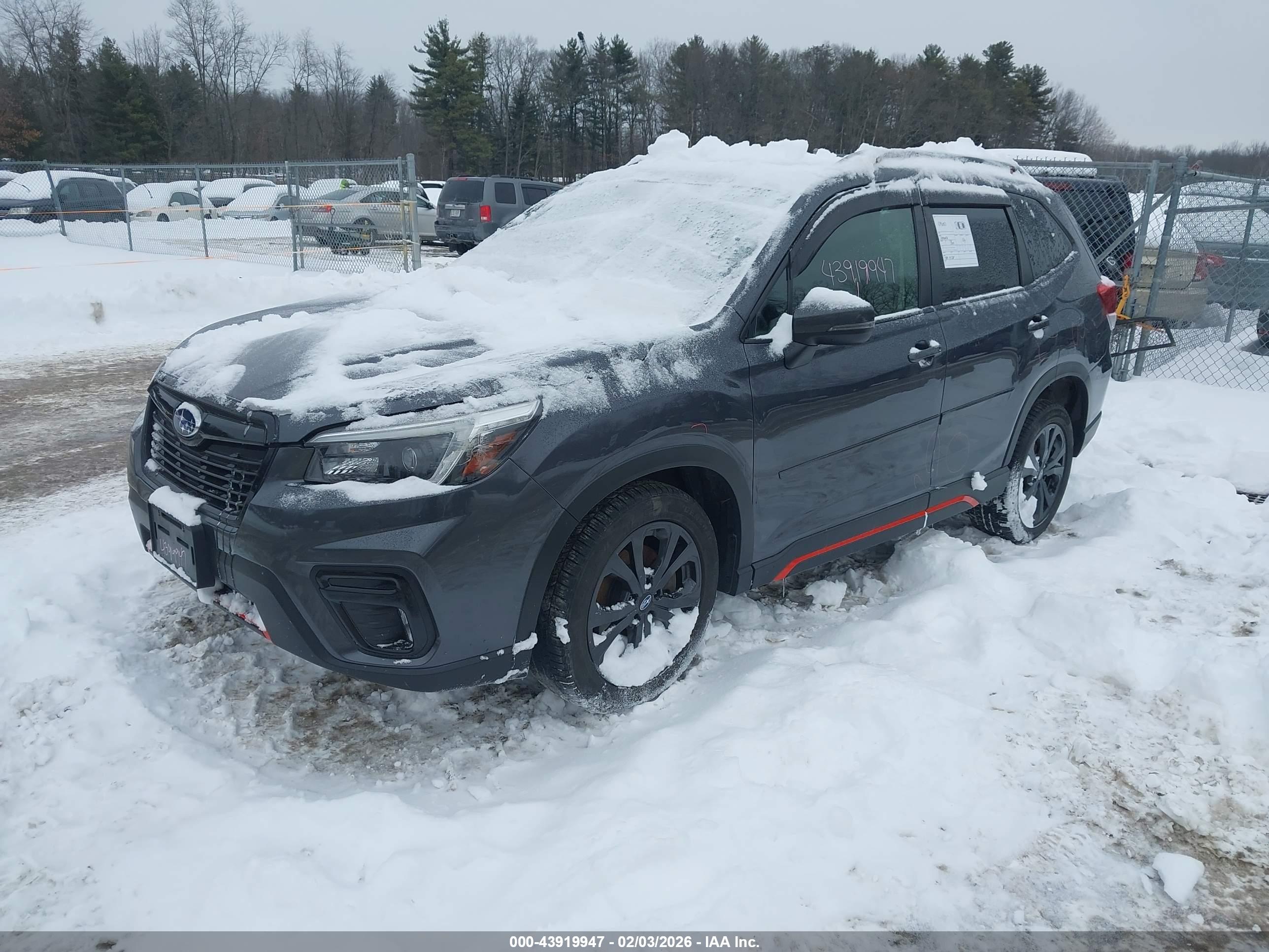 SUBARU FORESTER image 2
